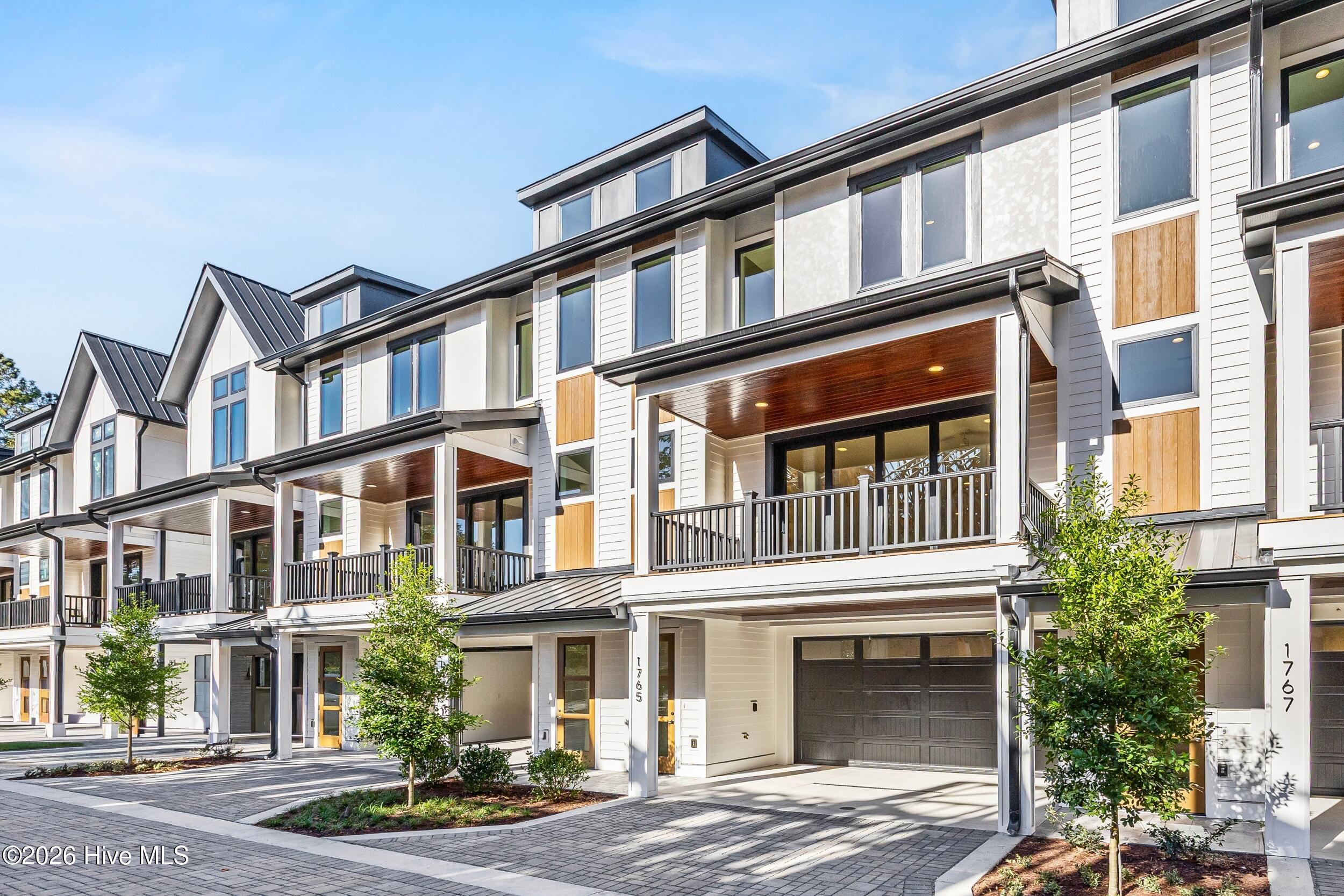 Photo 3 of Townhouse for sale at 1761 Allens Ln, Wilmington, NC 28403 | MLS# 100553063 | Listing updated on 2026-10-29