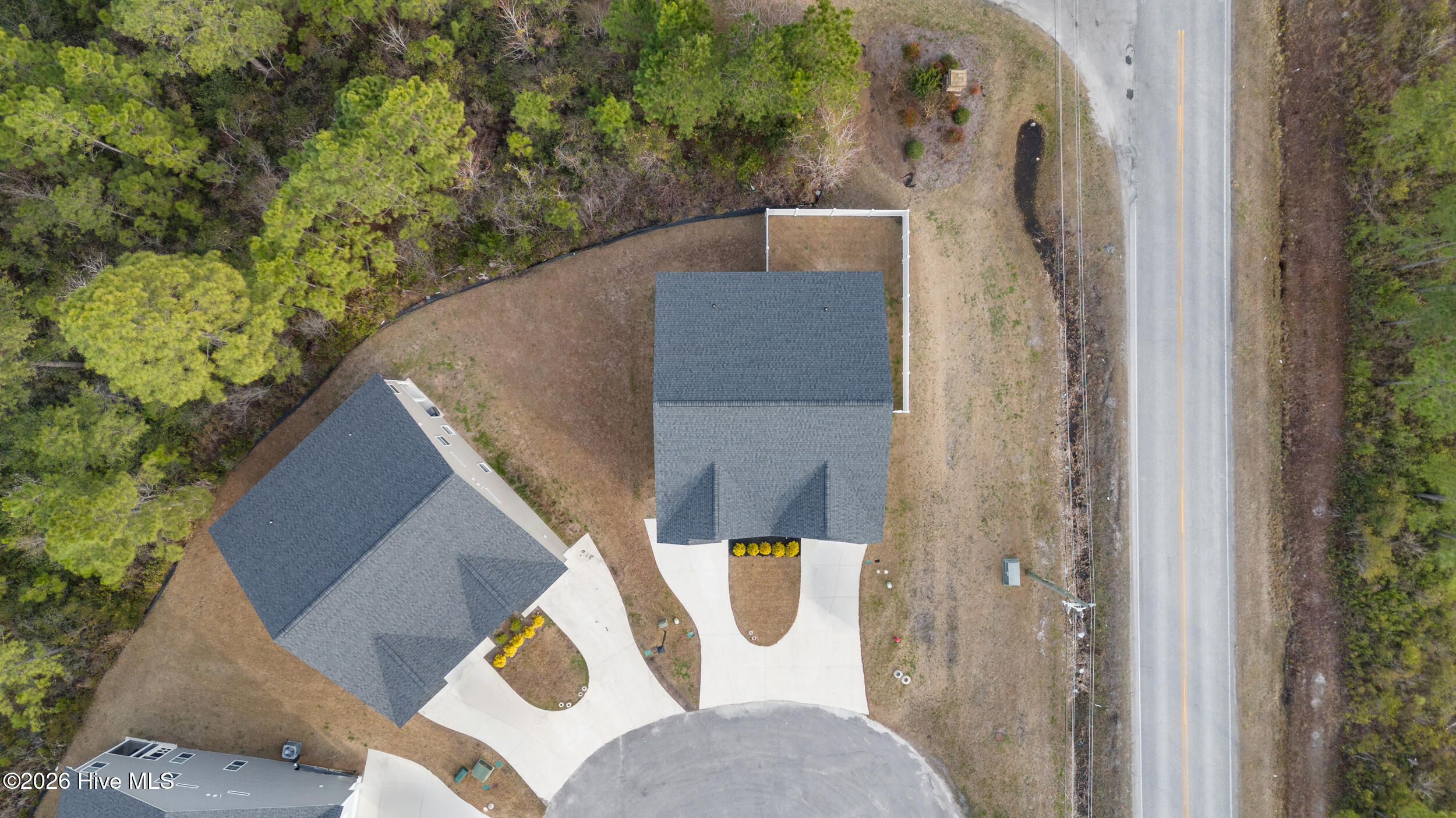 100557610 | Photo 37