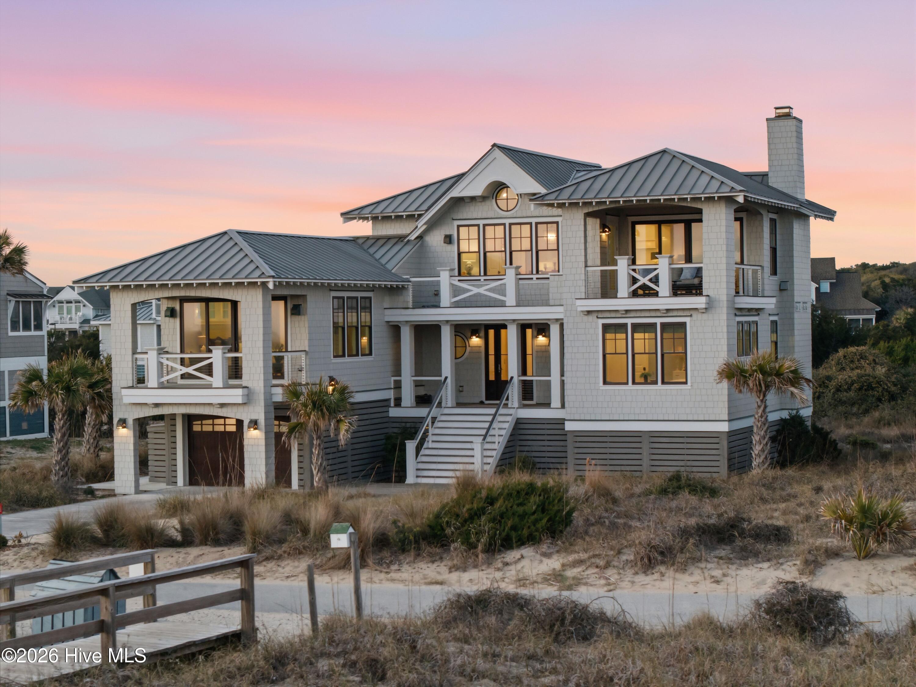 100564328 | Photo 47