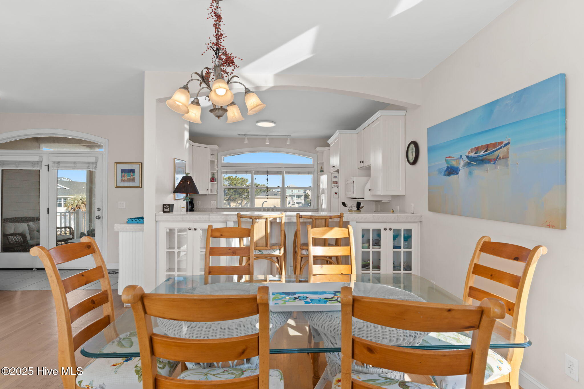 100541460 | Photo 26