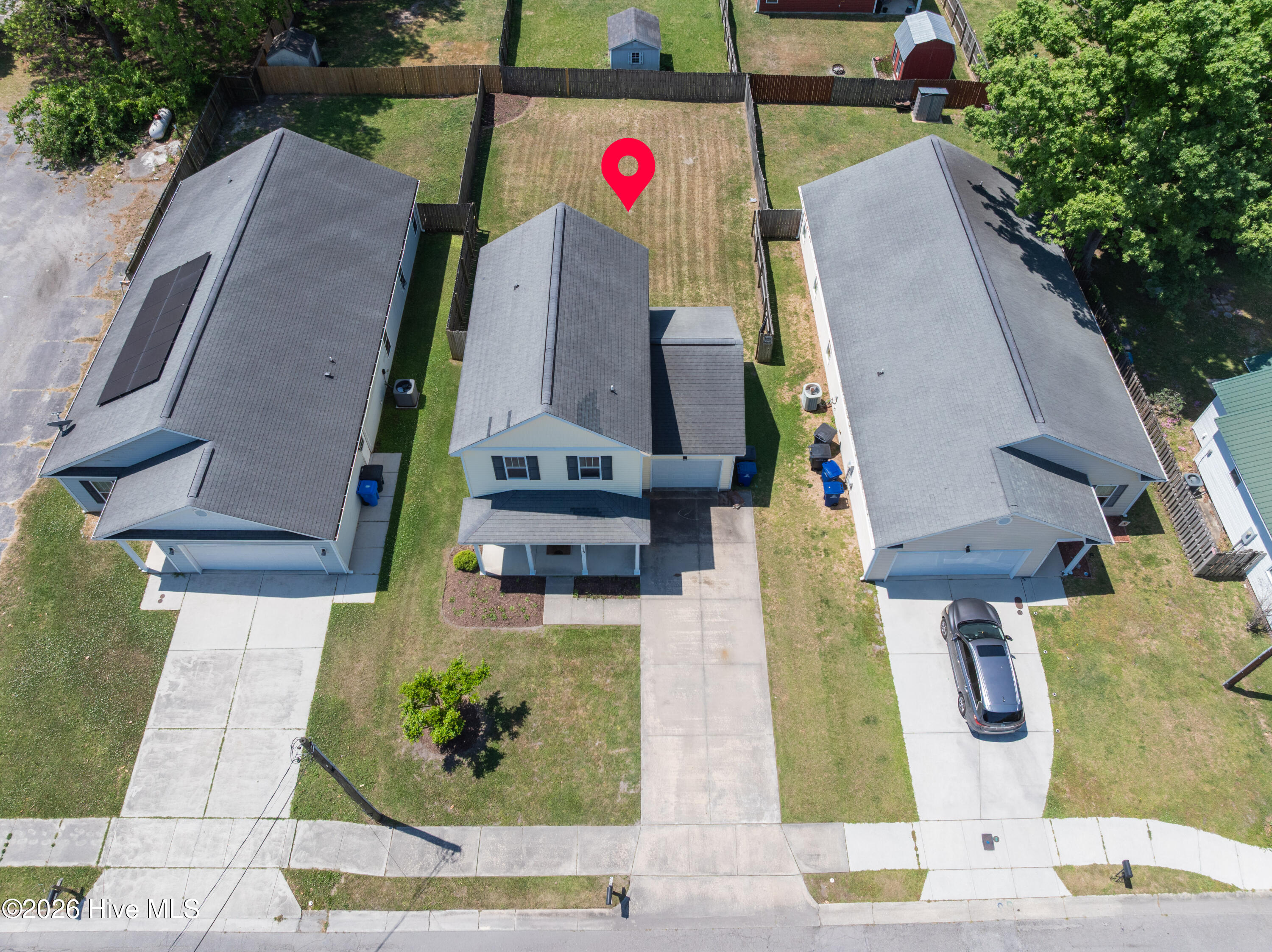 100569563 | Photo 26