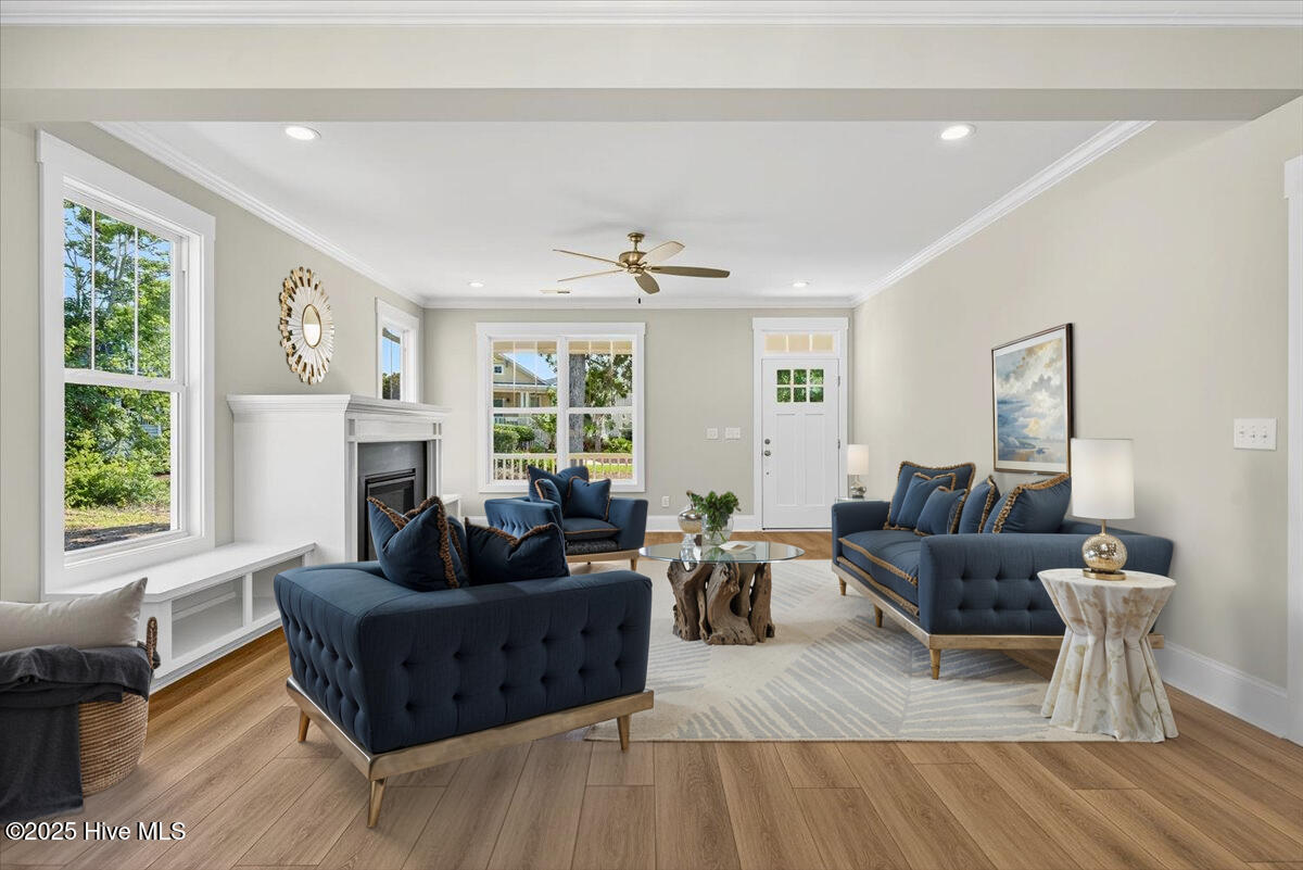 100504765 | Photo 10