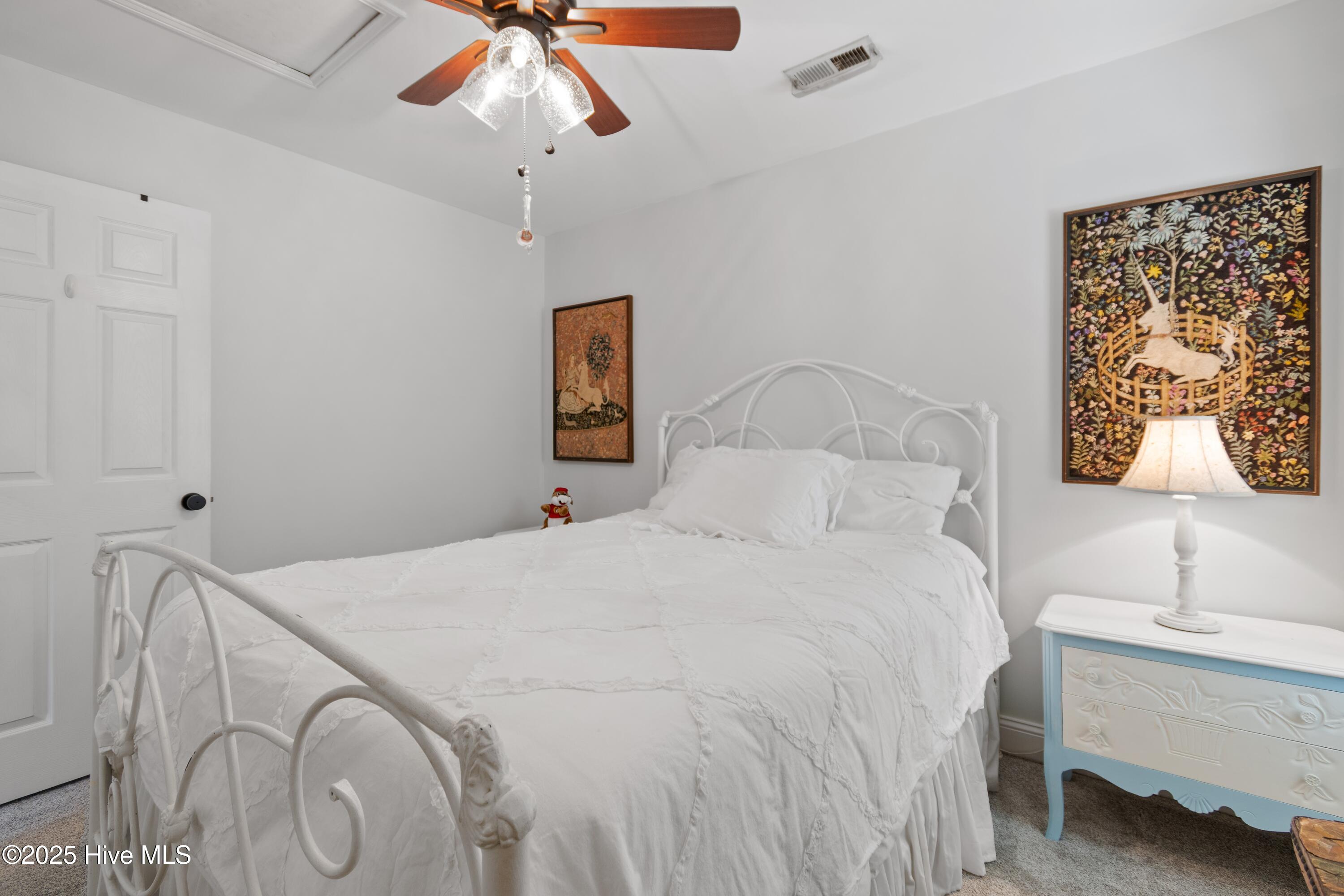 100522421 | Photo 49