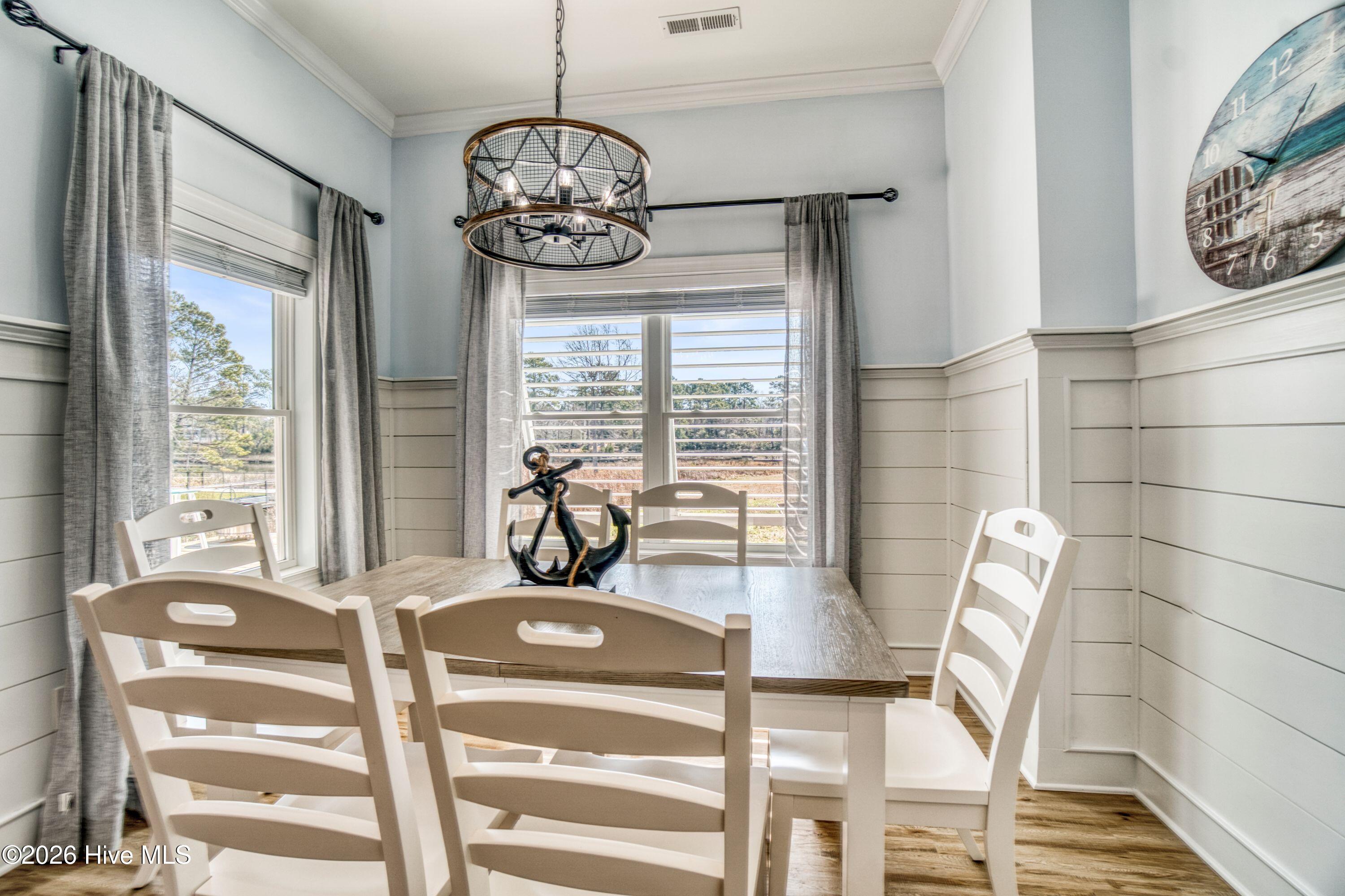 100557906 | Photo 10