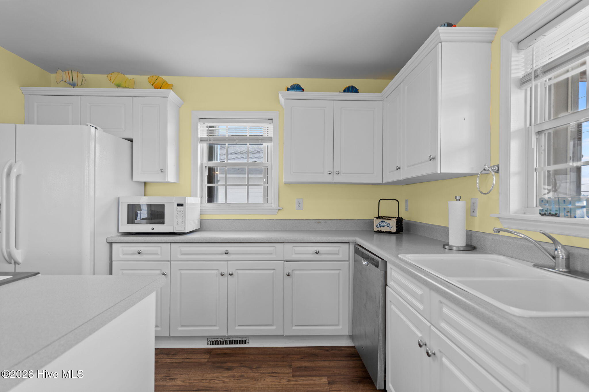 100554956 | Photo 16