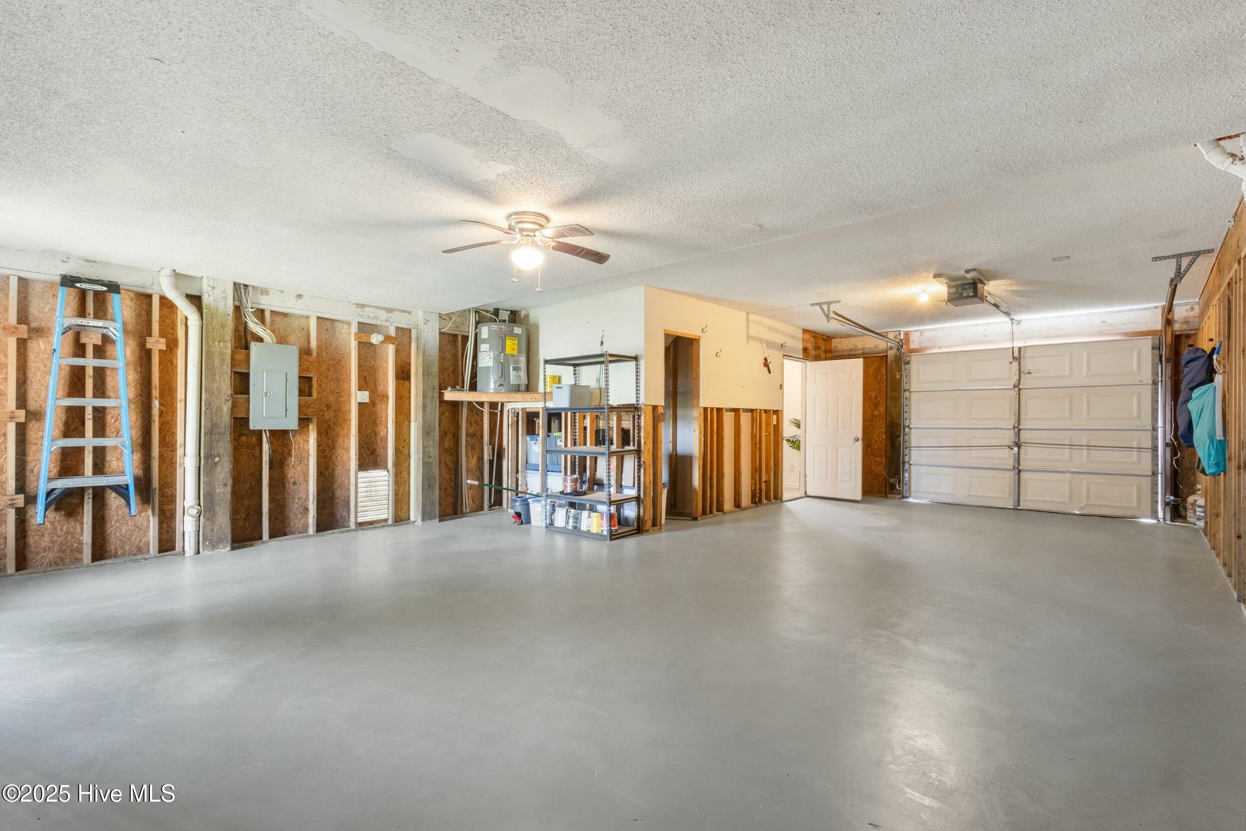 100552932 | Photo 29