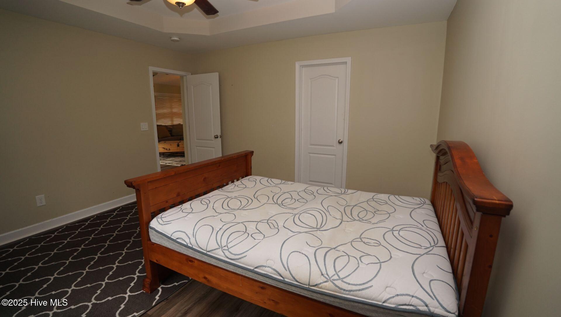 100538035 | Photo 19