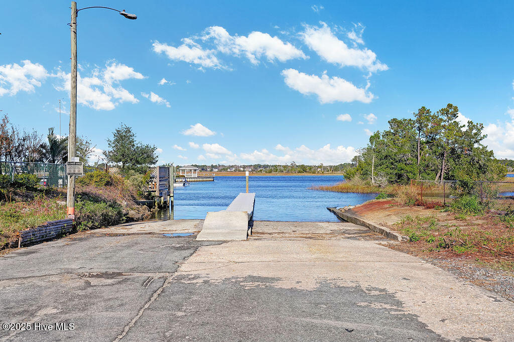 100523610 | Photo 53