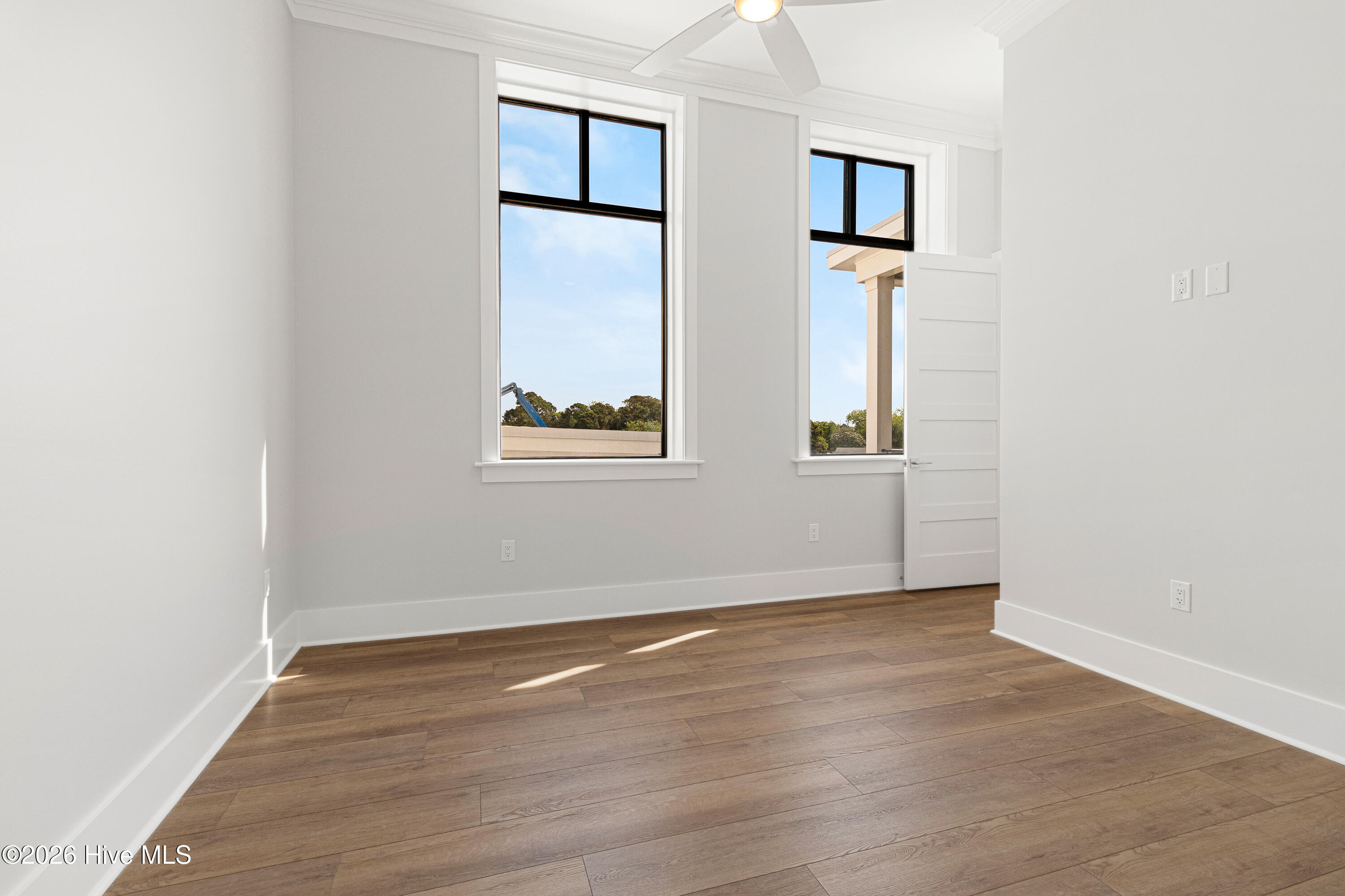 805 Mulberry 