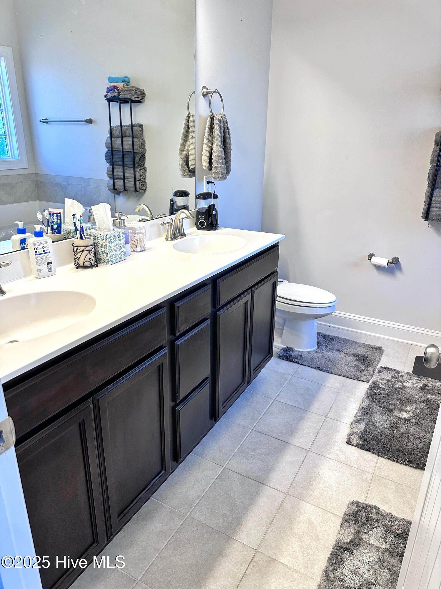 100540901 | Photo 55