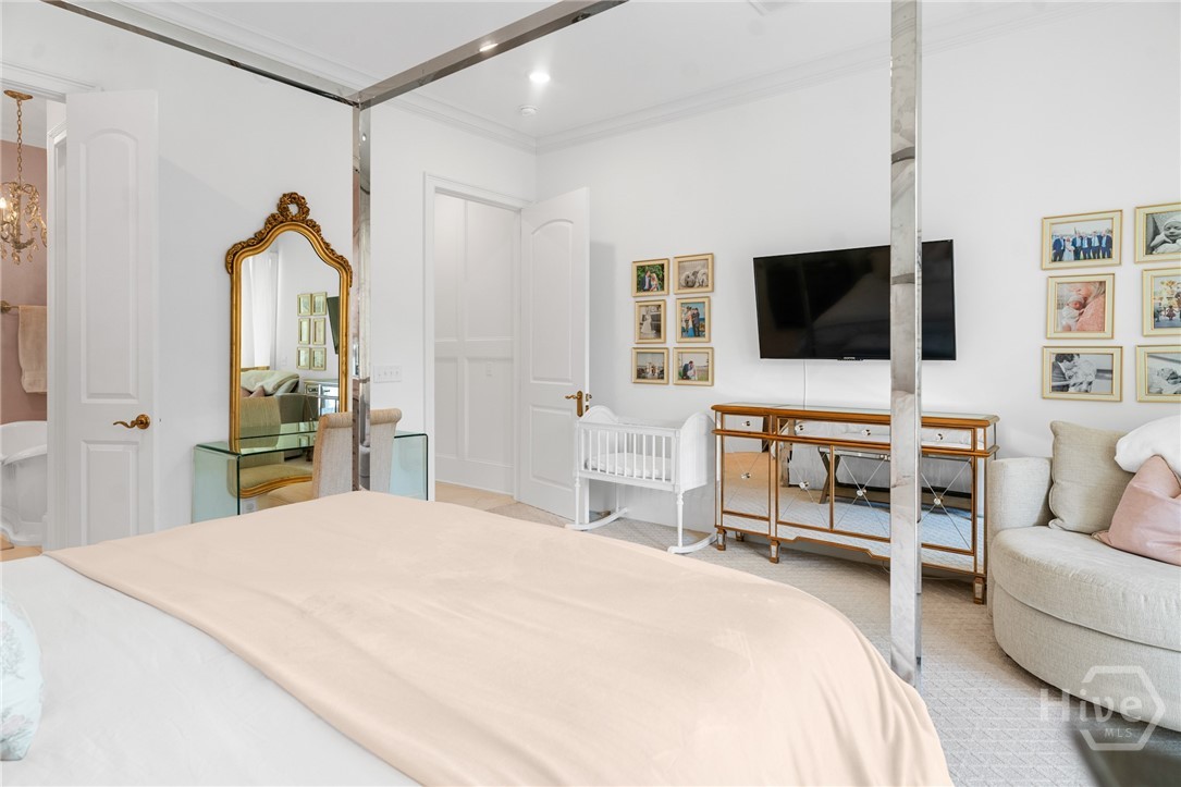 723 E Victory Drive, Savannah, GA, 31405