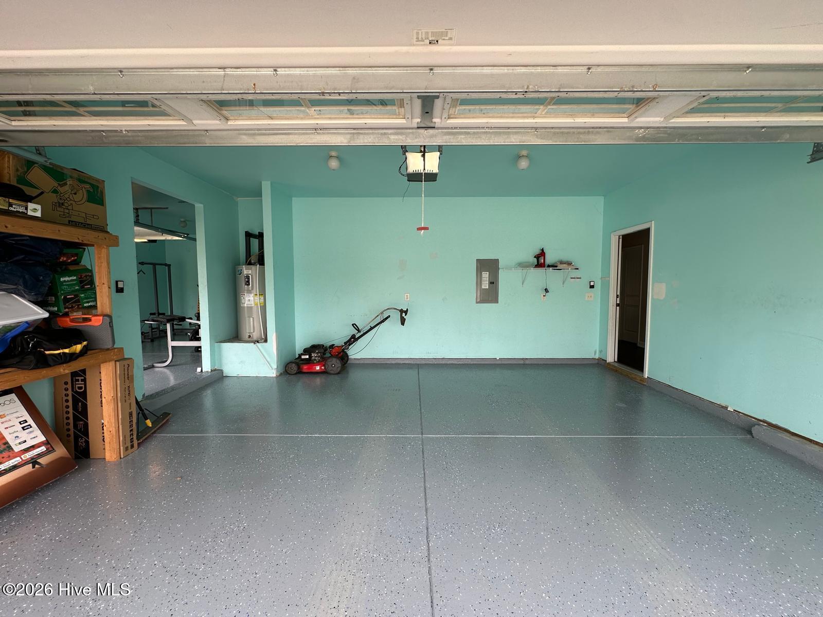 100562317 | Photo 10