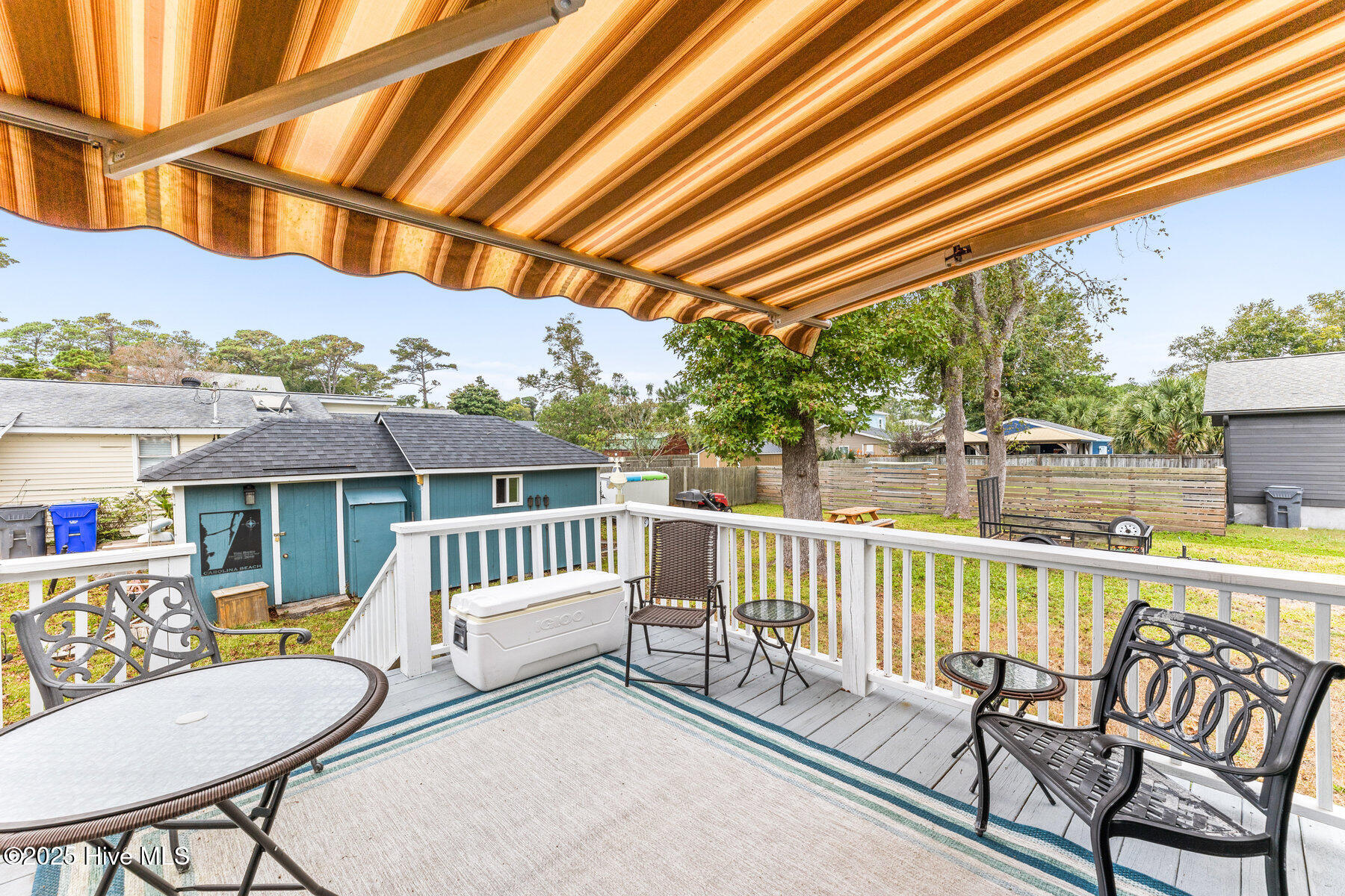 100535609 | Photo 15