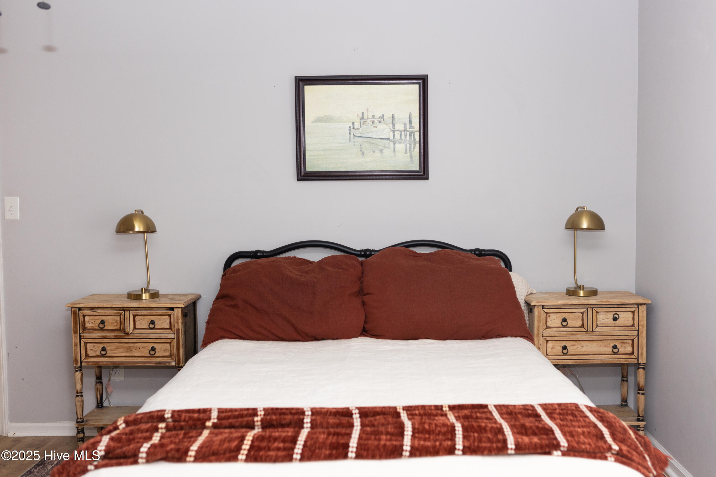 100540057 | Photo 15