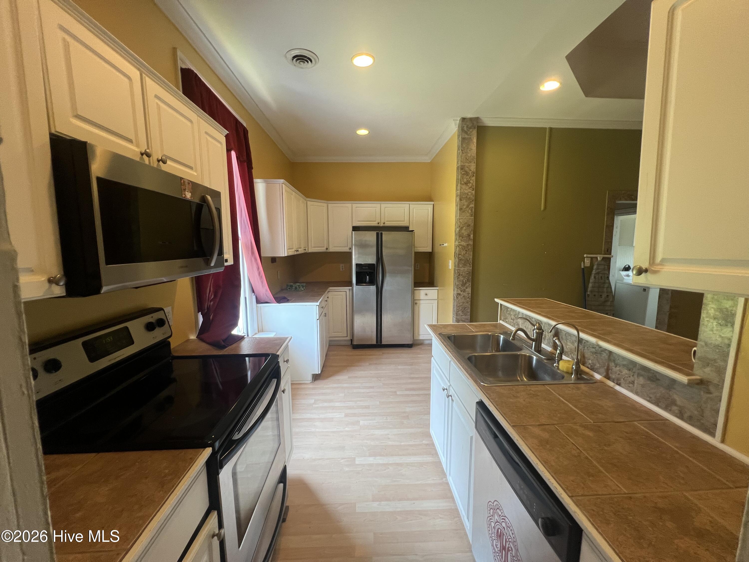 Photo 3 of Single family home for sale at 307 S Mitchell St, Fairmont, NC 28340 | MLS# 100601091 | Listing updated on 2026-09-03