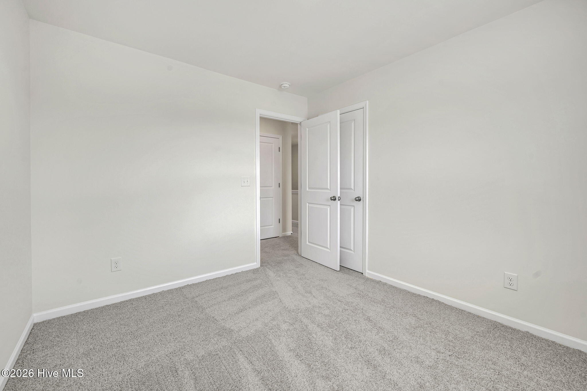 100551942 | Photo 17