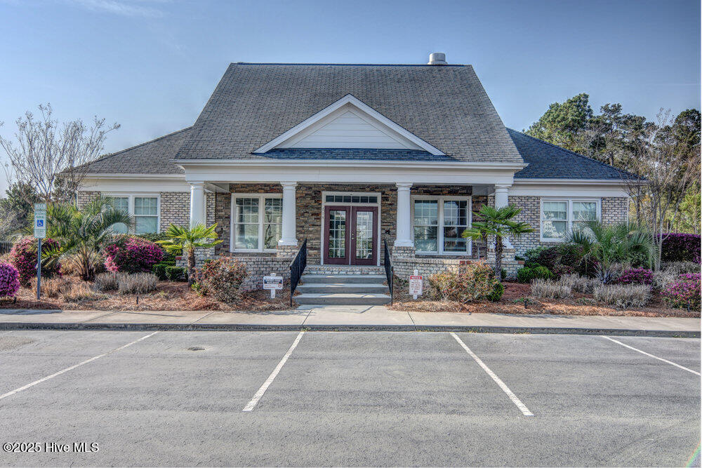 100526885 | Photo 31