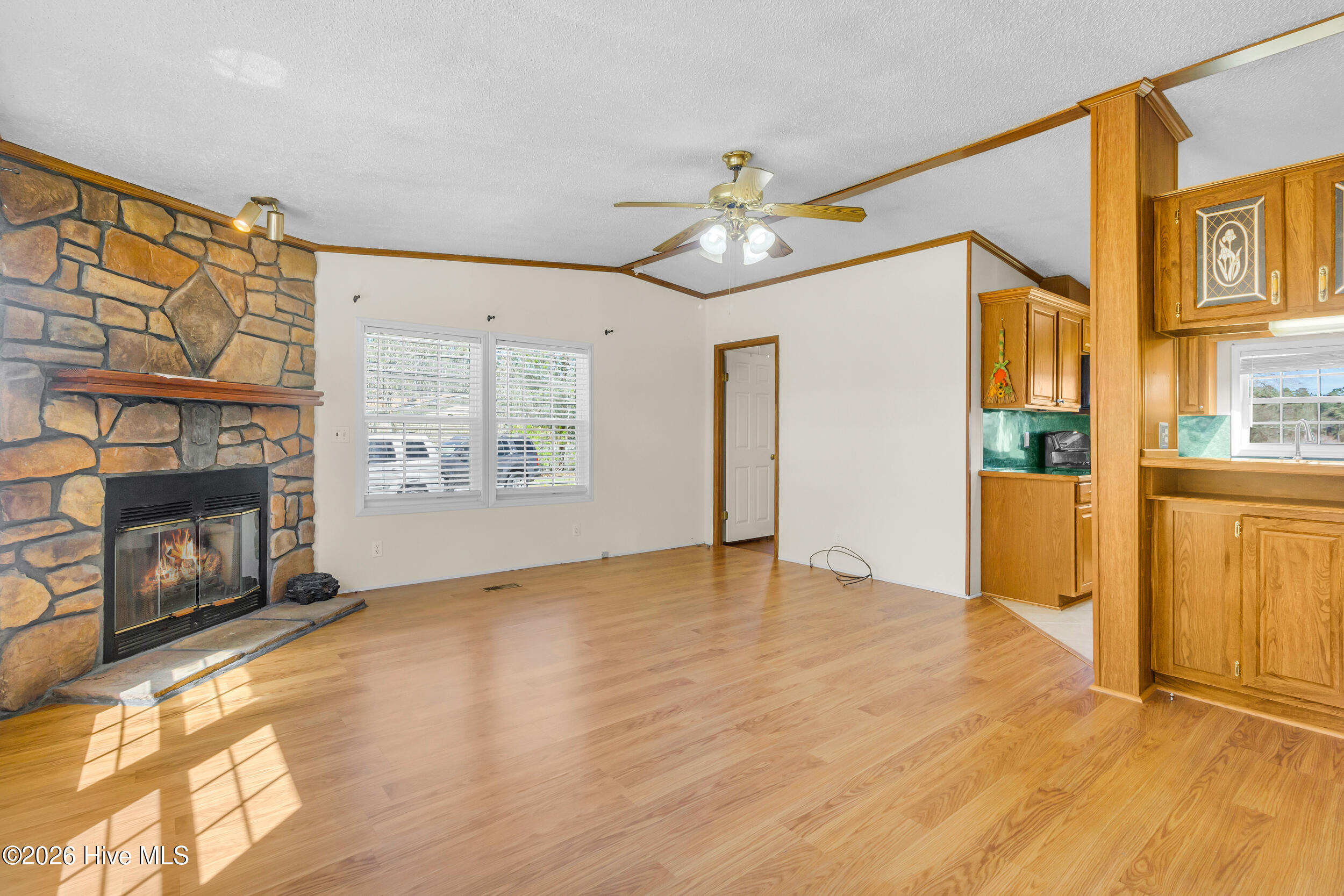 275 Bayleaf 