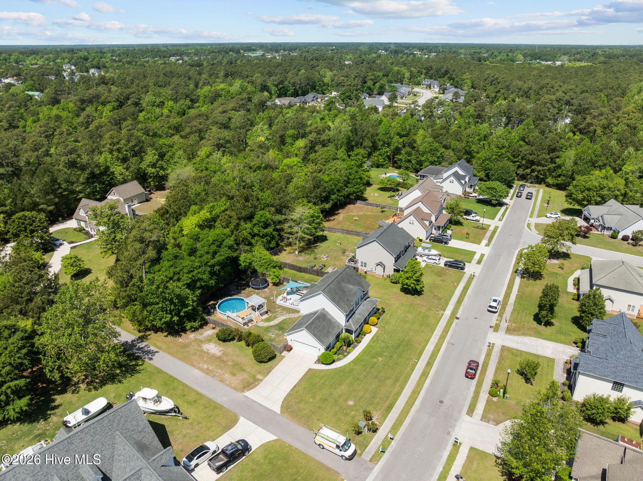 100568672 | Photo 50