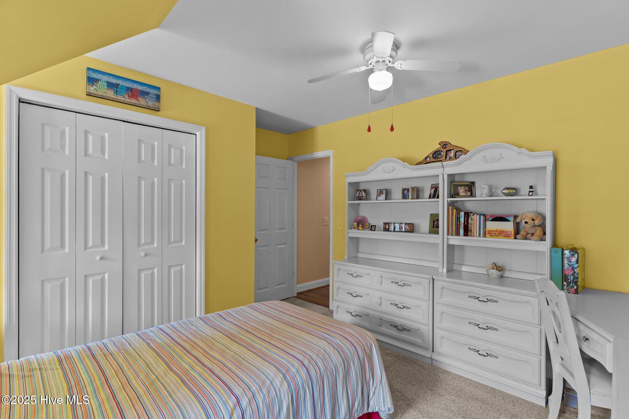 100521763 | Photo 33