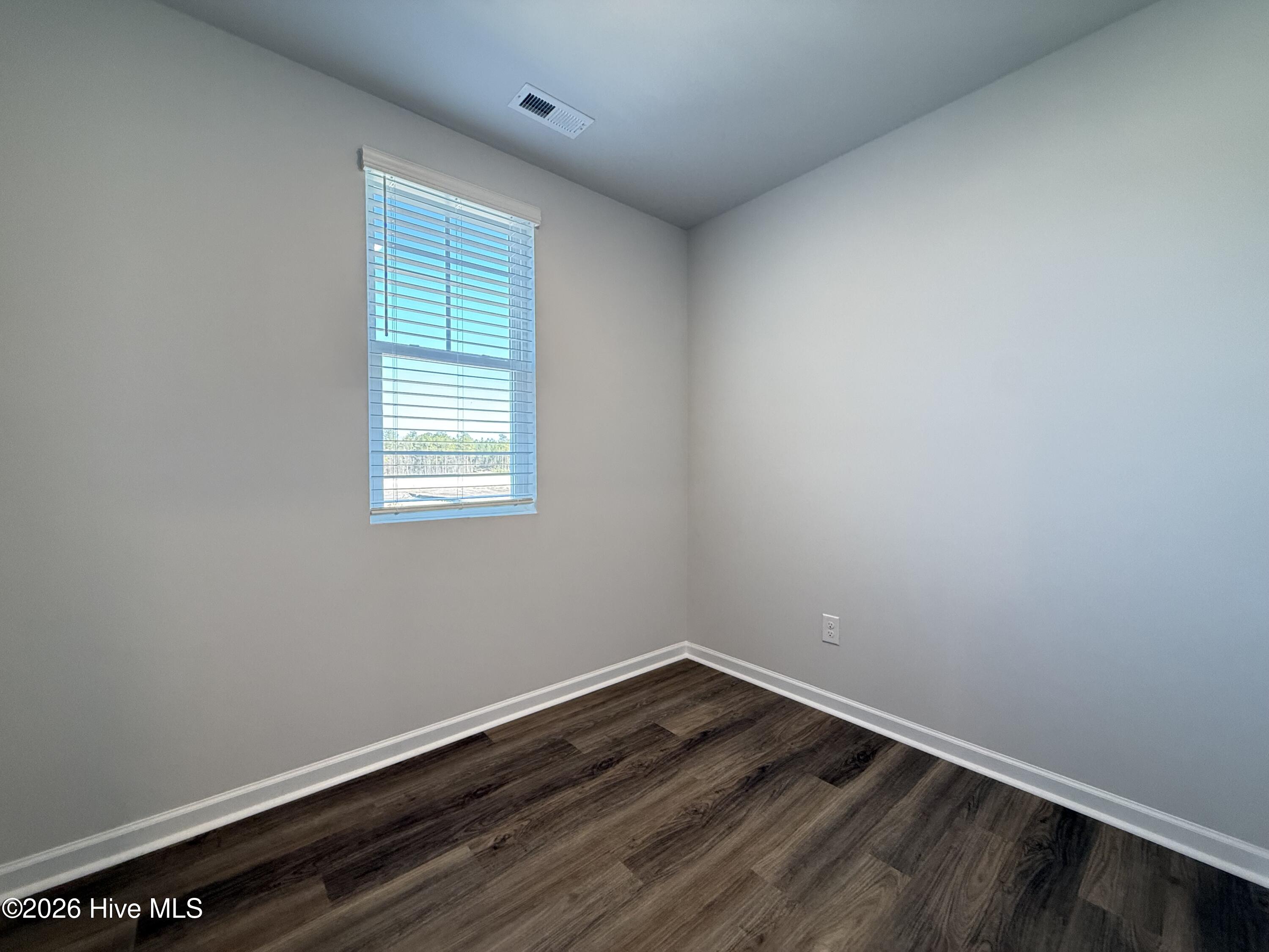 100526297 | Photo 22