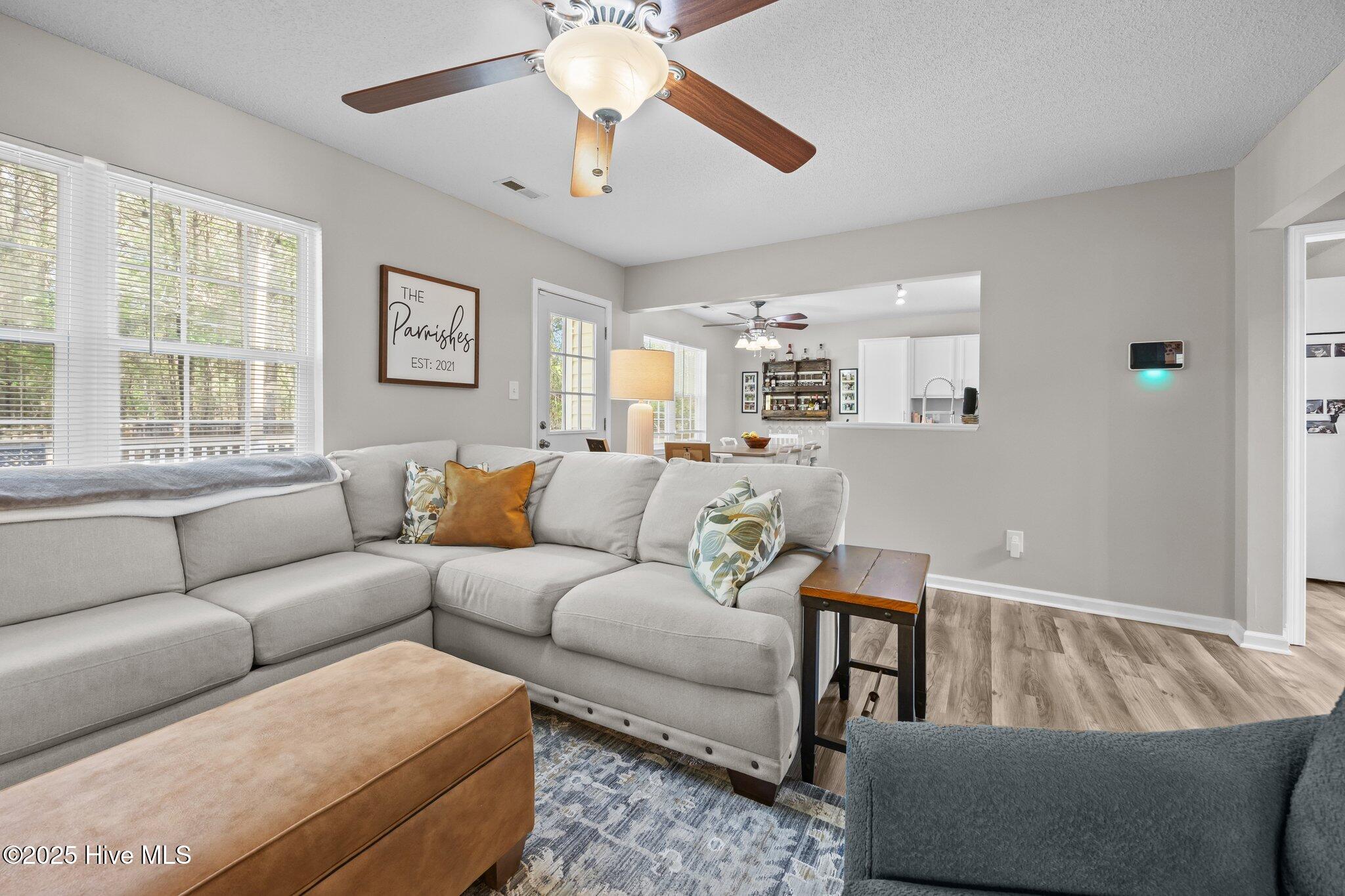 100567266 | Photo 13