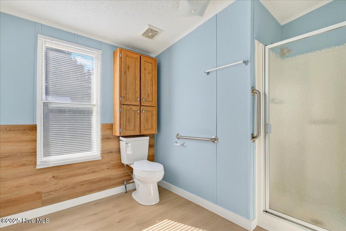 100543230 | Photo 22