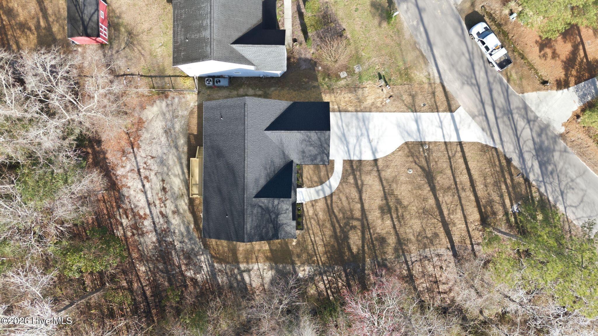 100559286 | Photo 42