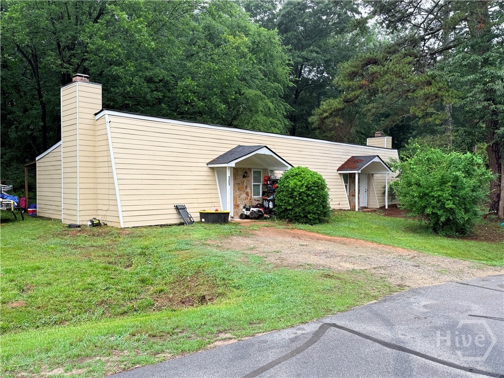 Property at 121/125 Live Oak Drive