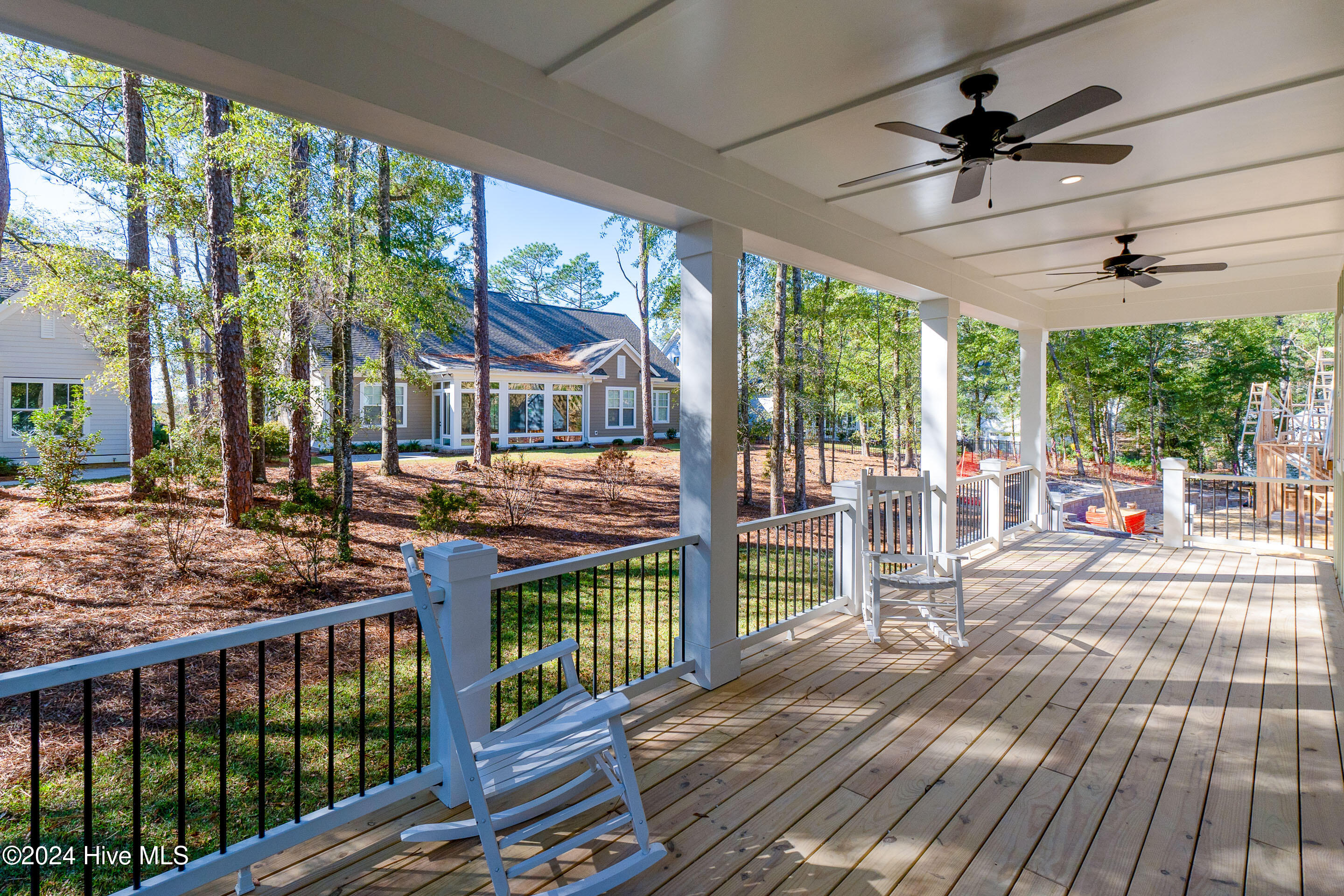 100451918 | Photo 45