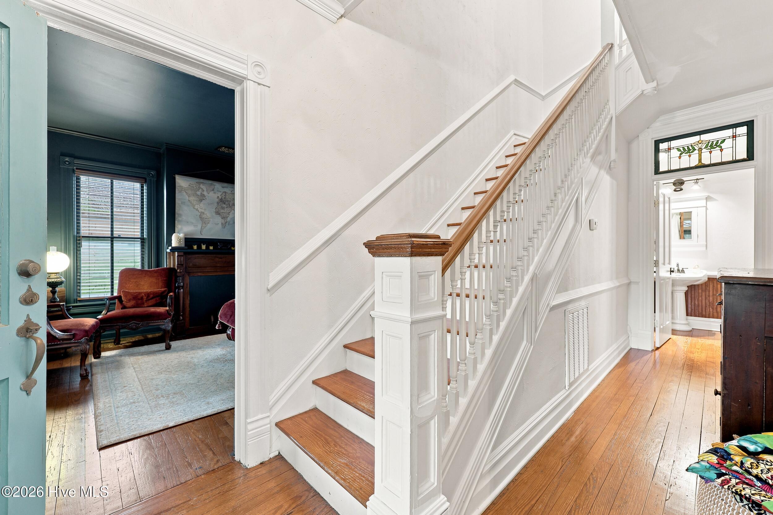 5th image of 813 W Main St, Elizabeth City, NC 27909 | MLS# 100590463