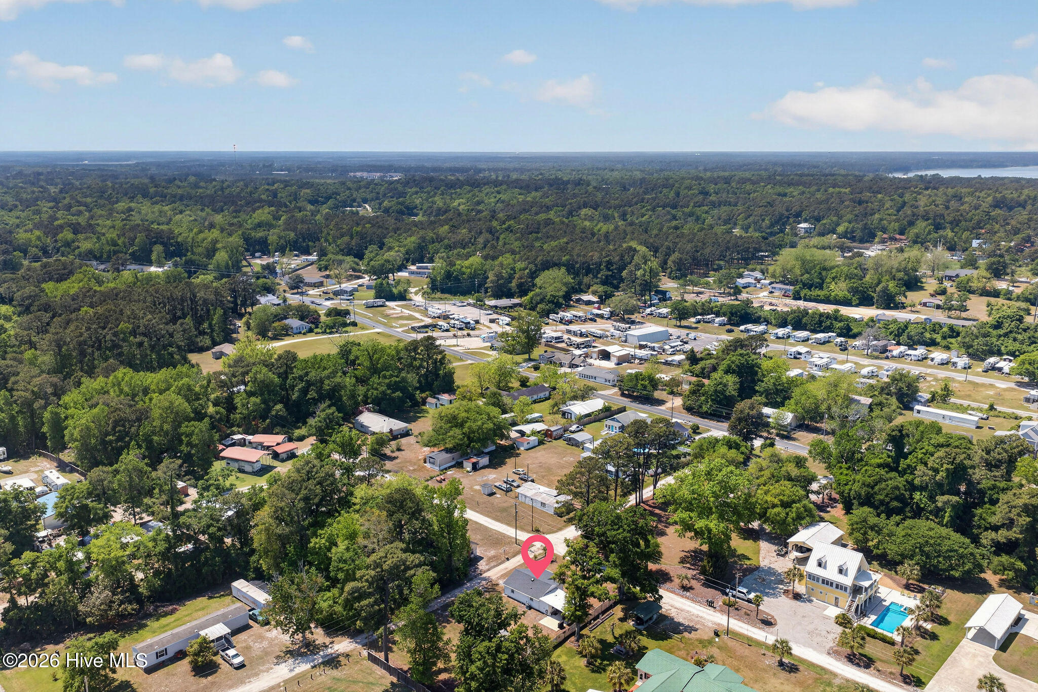 100570164 | Photo 39