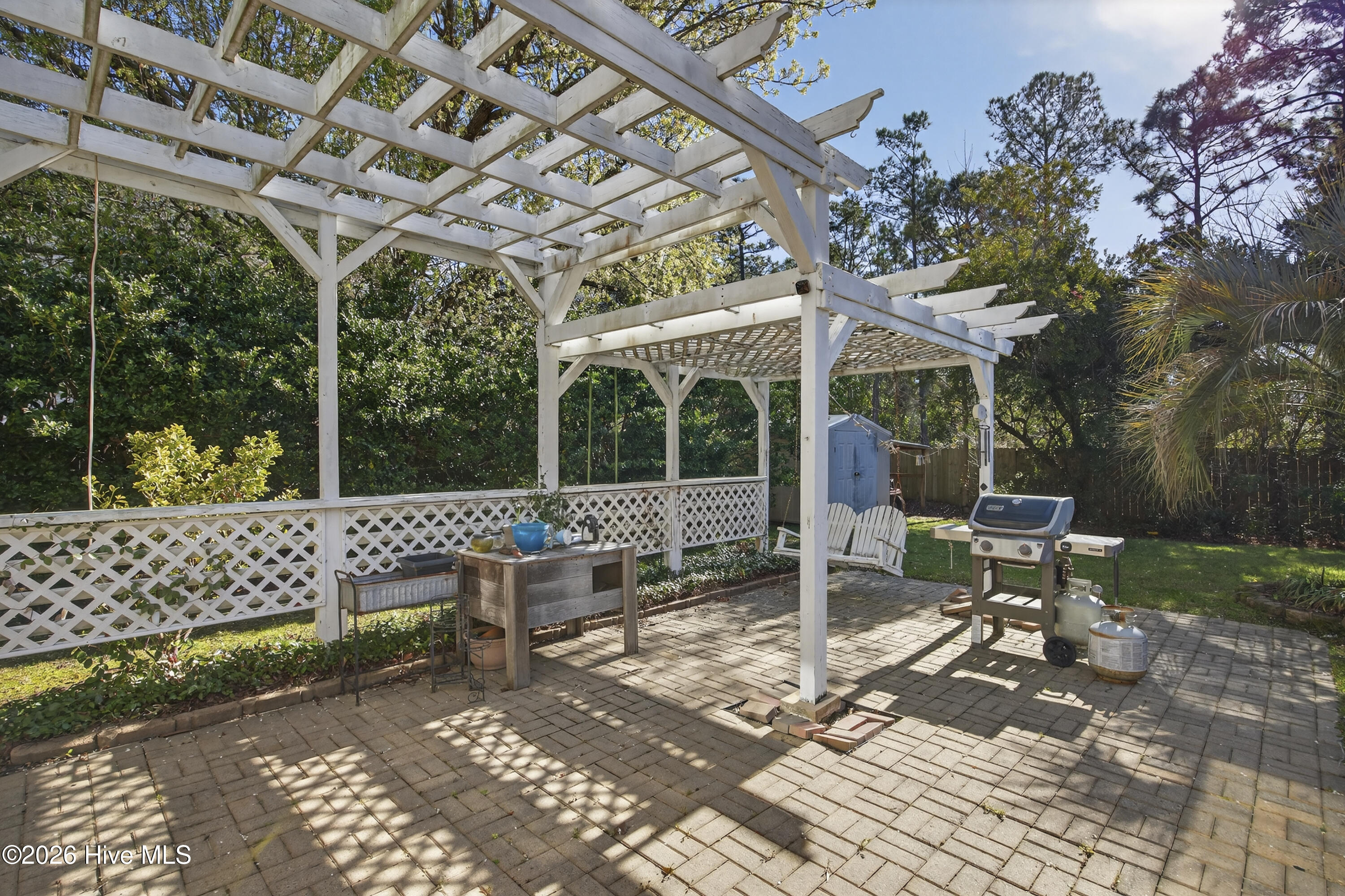 100560276 | Photo 33