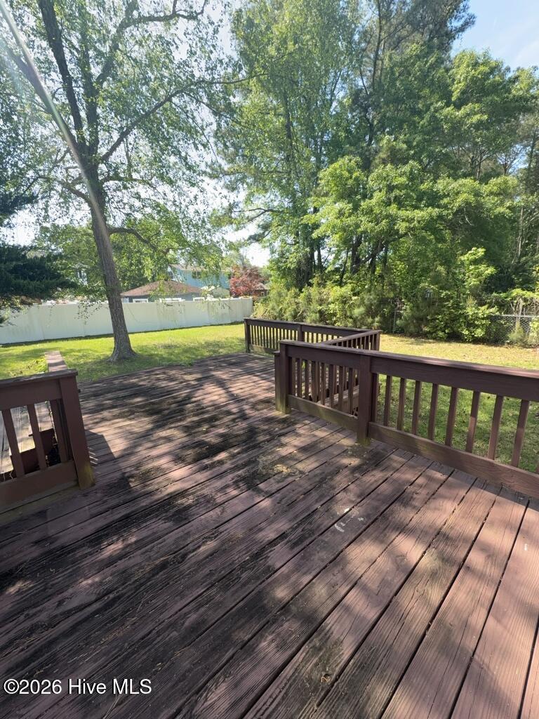 100567507 | Photo 14