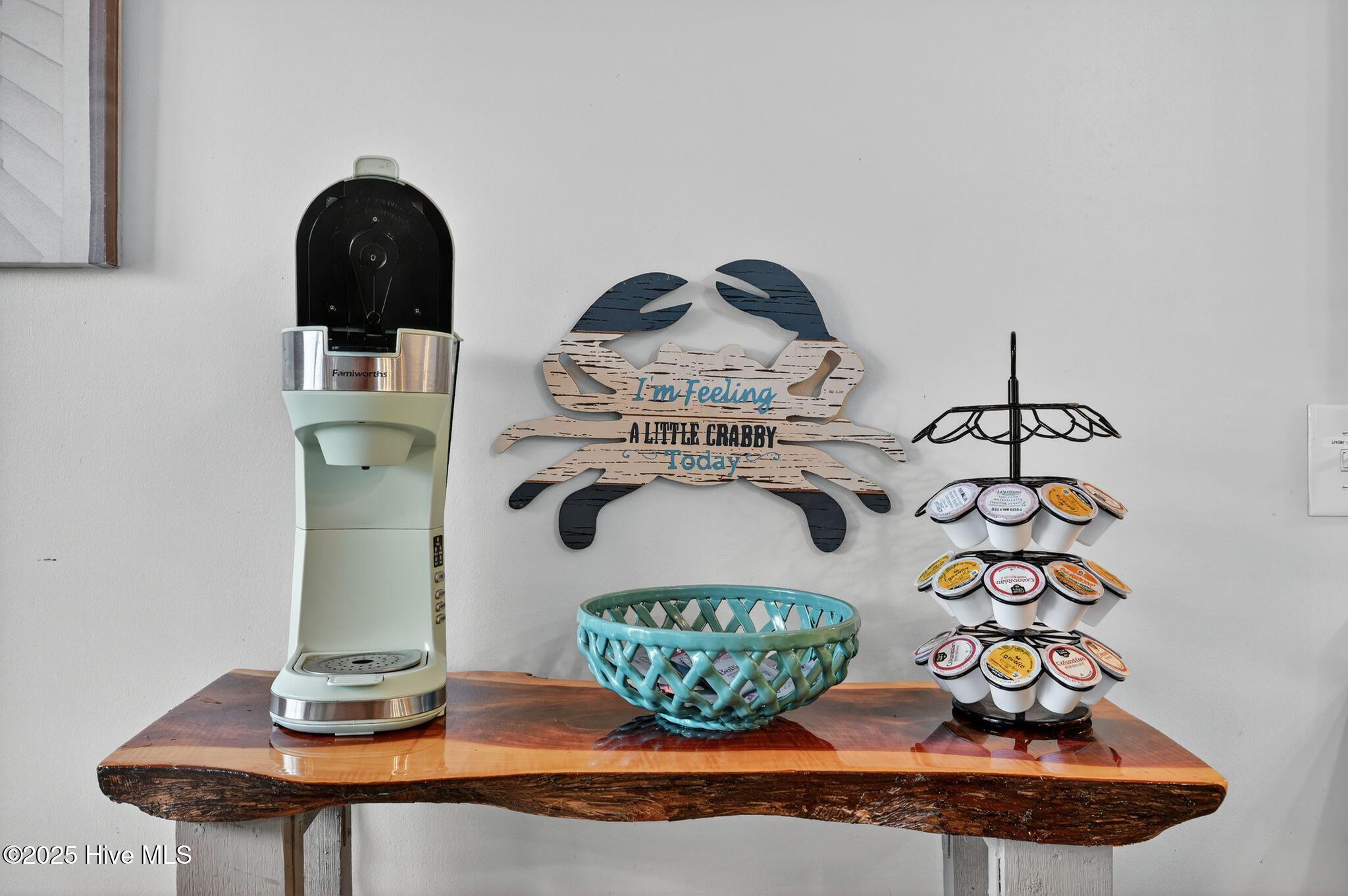 100527210 | Photo 26