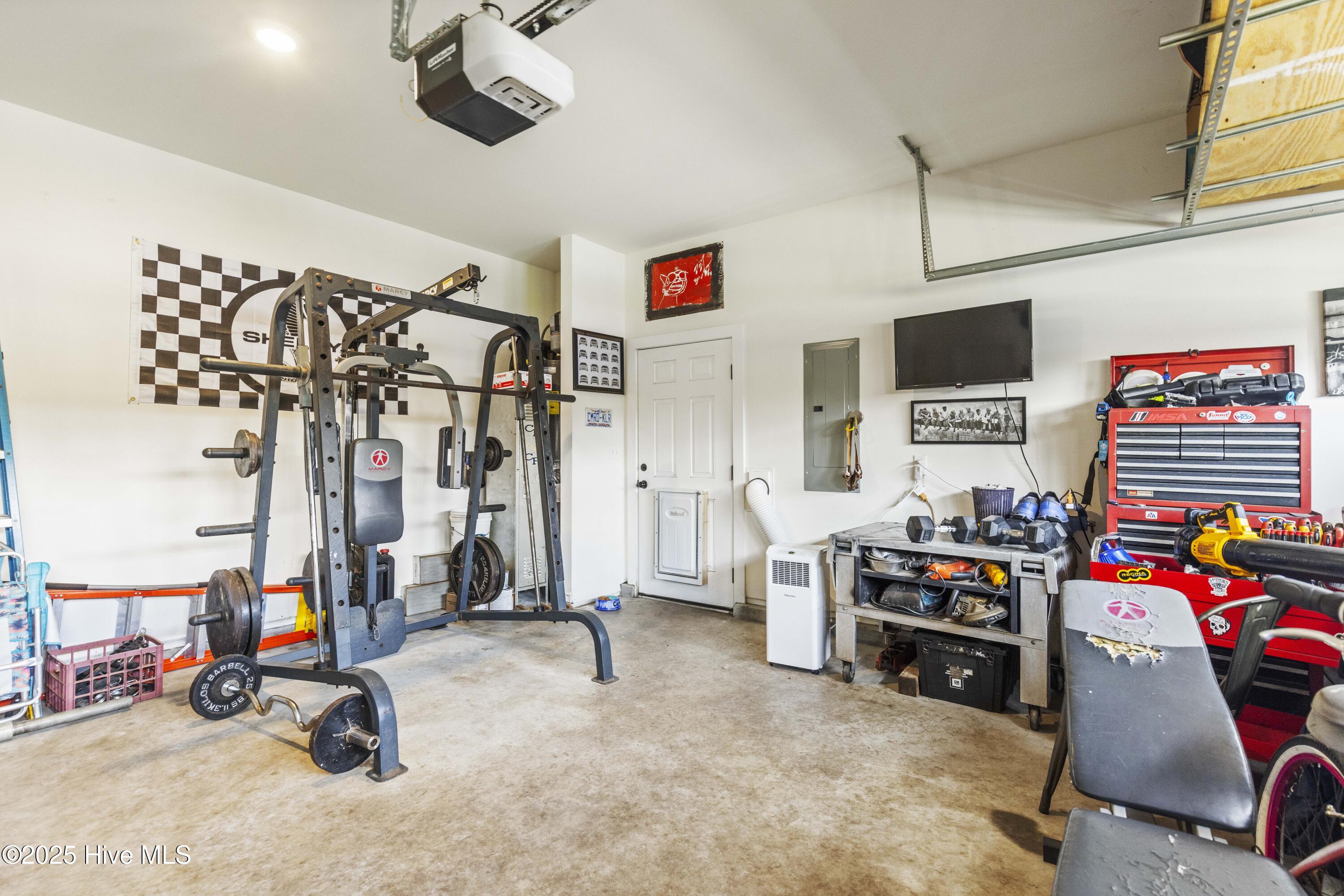 100525956 | Photo 49