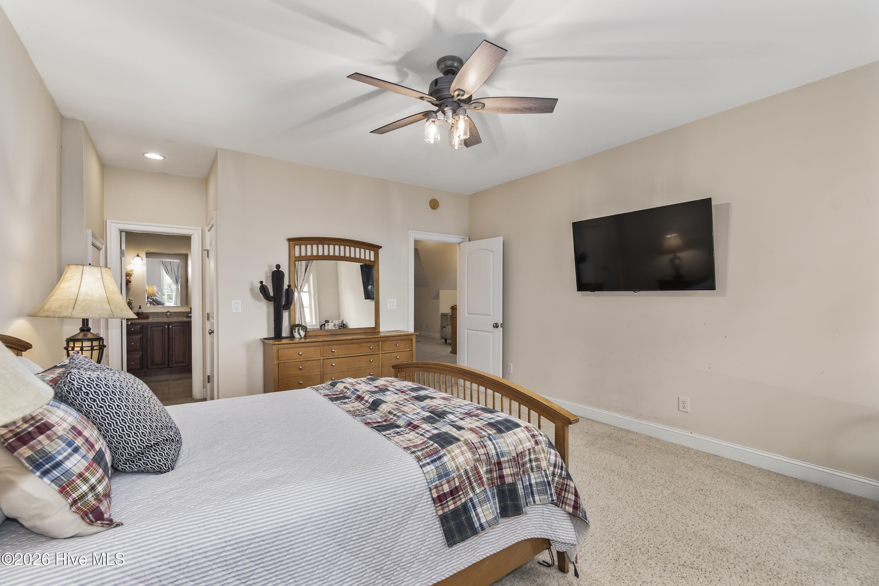 2nd floor en-suite