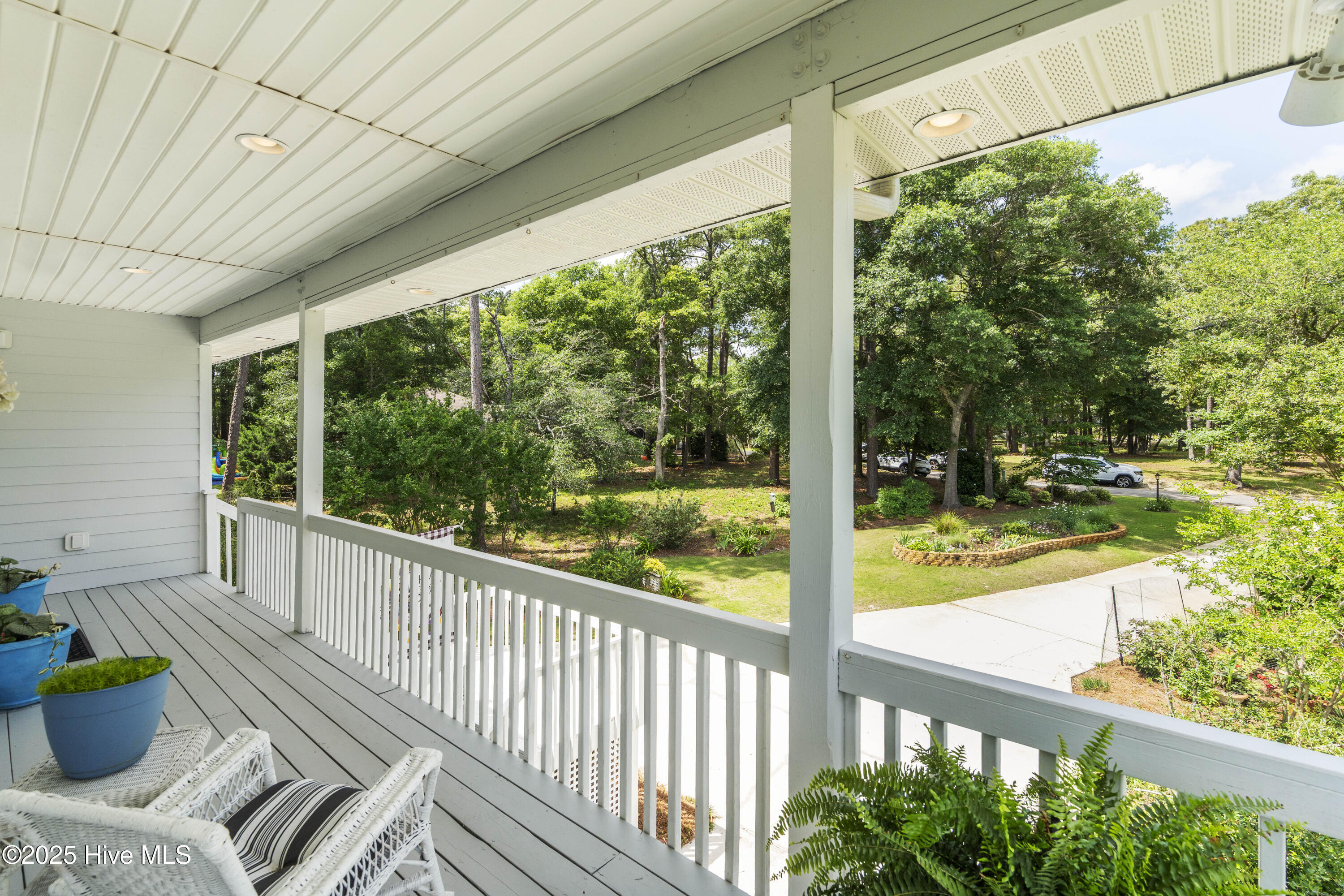 100511764 | Photo 42