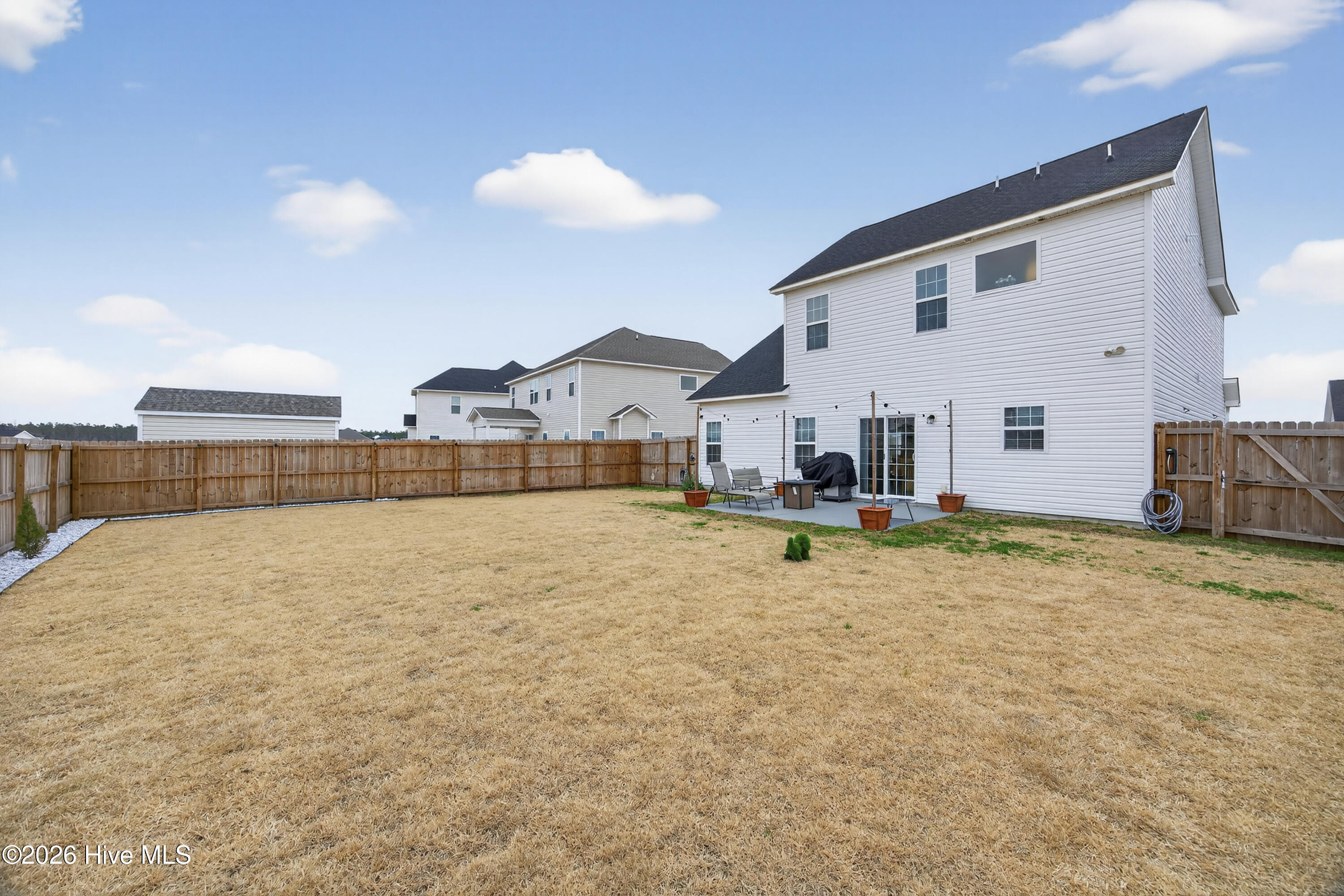 100558052 | Photo 49