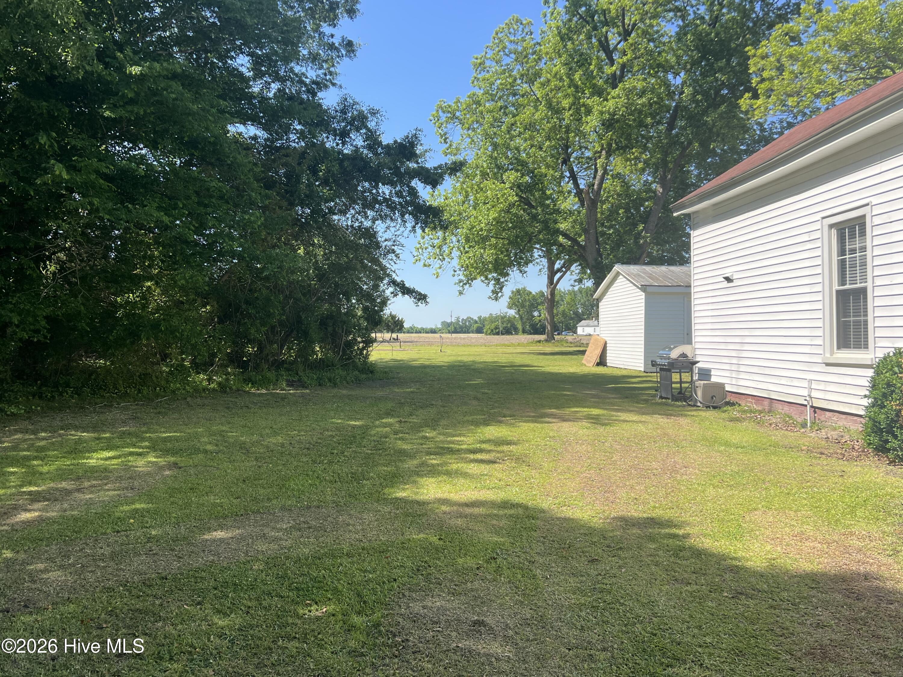 183 Nc 124 West