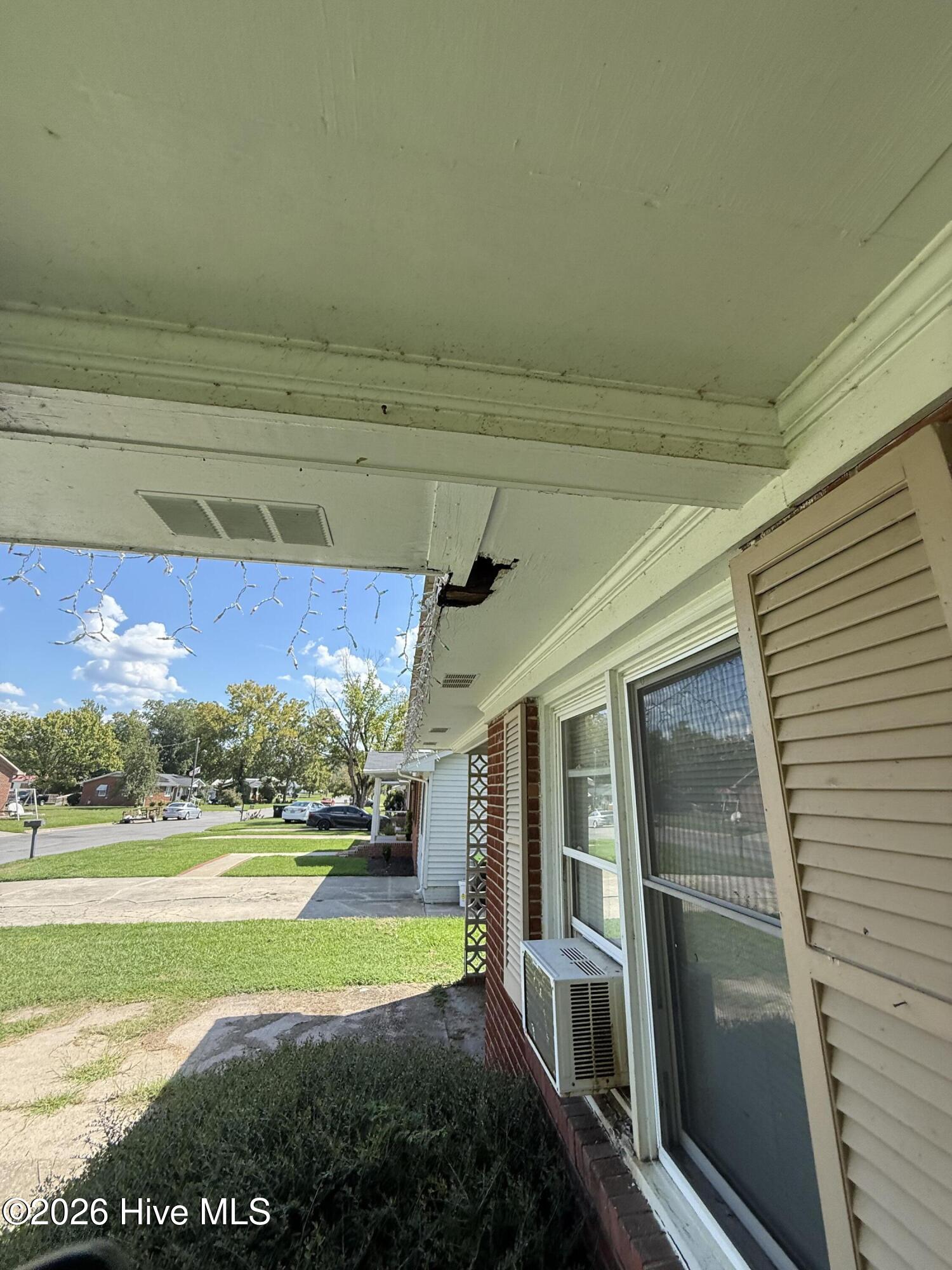 Photo 2 of Single family home for sale at 217 N Edgewood Ave, Williamston, NC 27892 | MLS# 100608154 | Listing updated on 2026-10-05