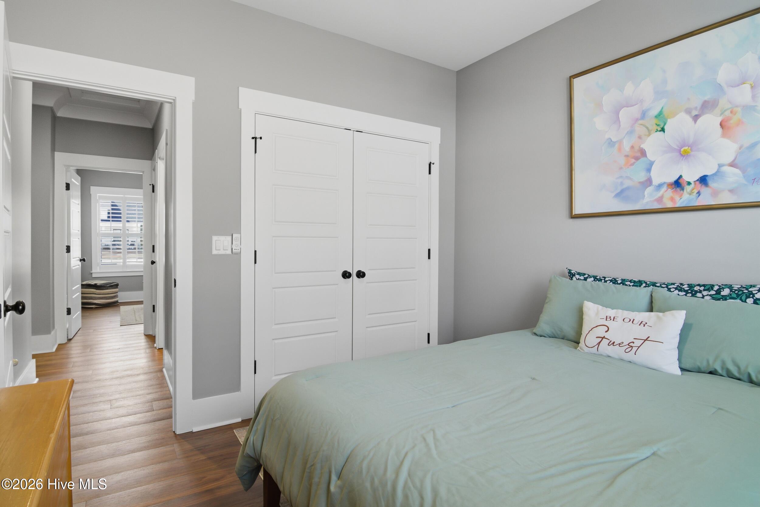 100551617 | Photo 27