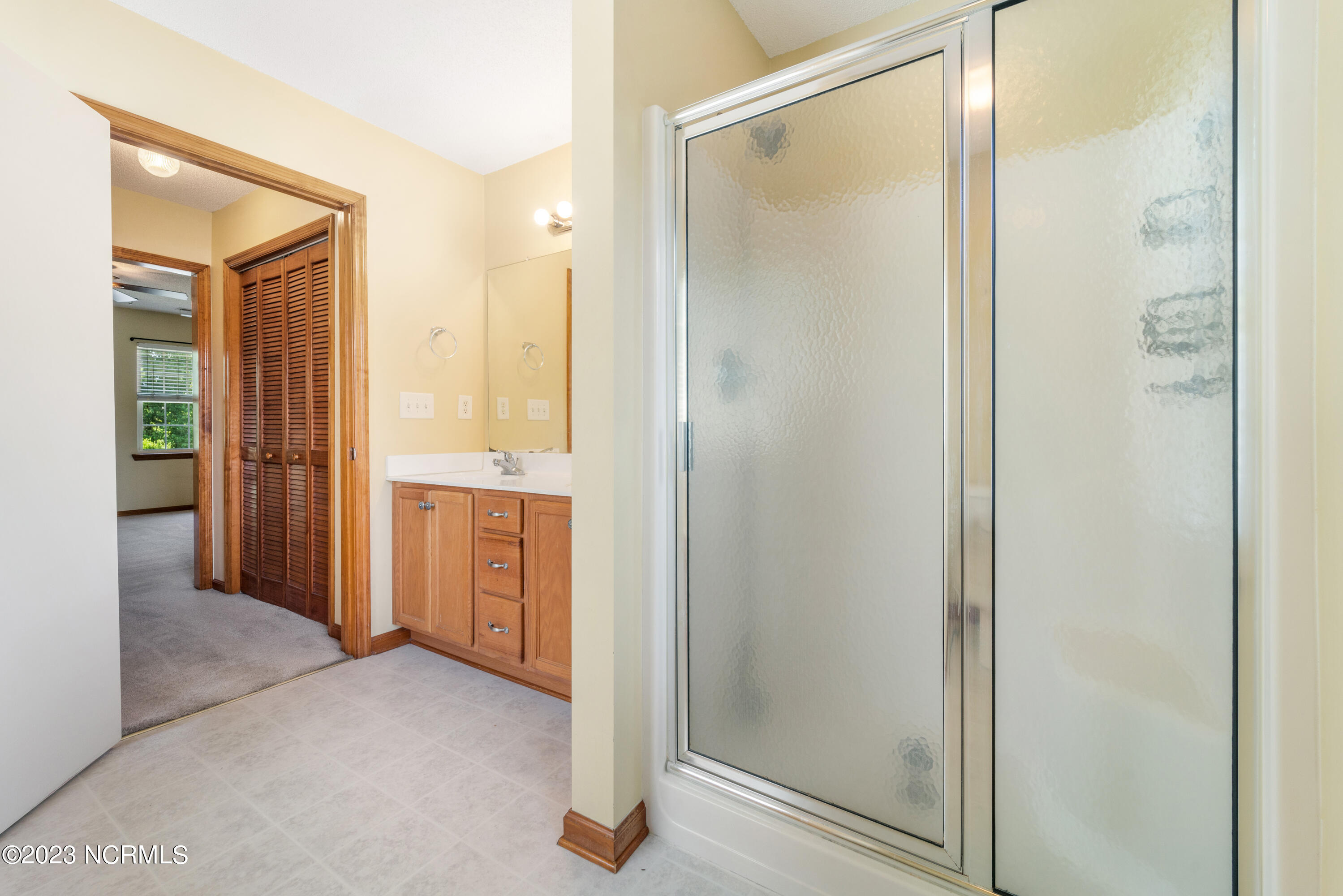 100564782 | Photo 16