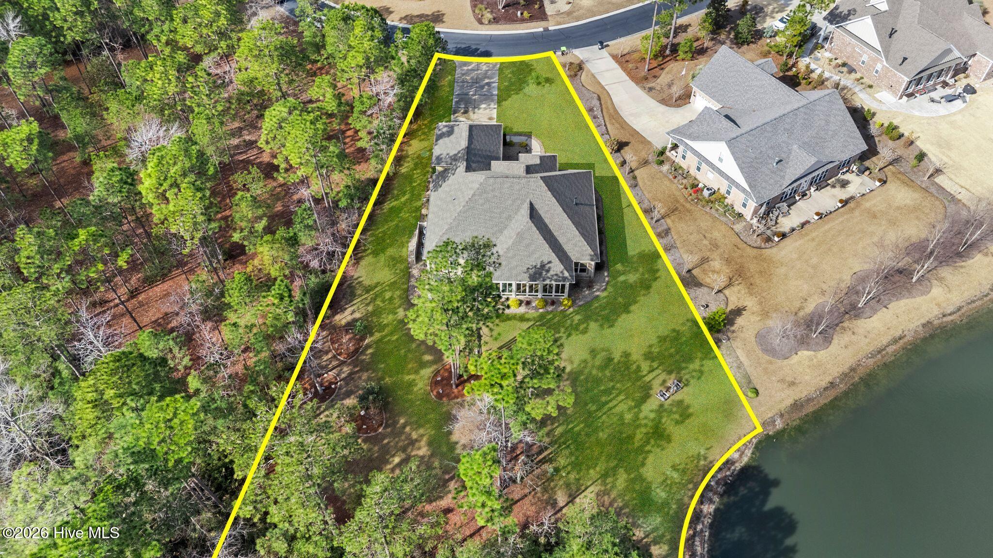 100551646 | Photo 46