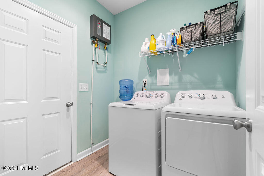 100552706 | Photo 12