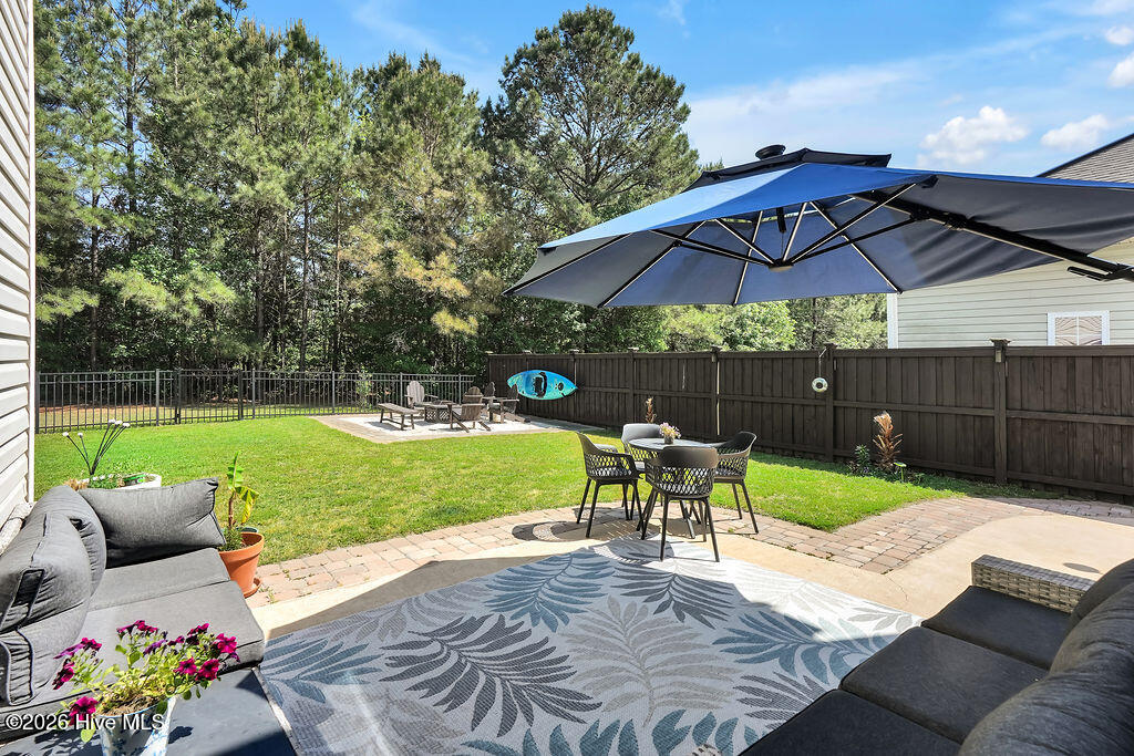 100565738 | Photo 37