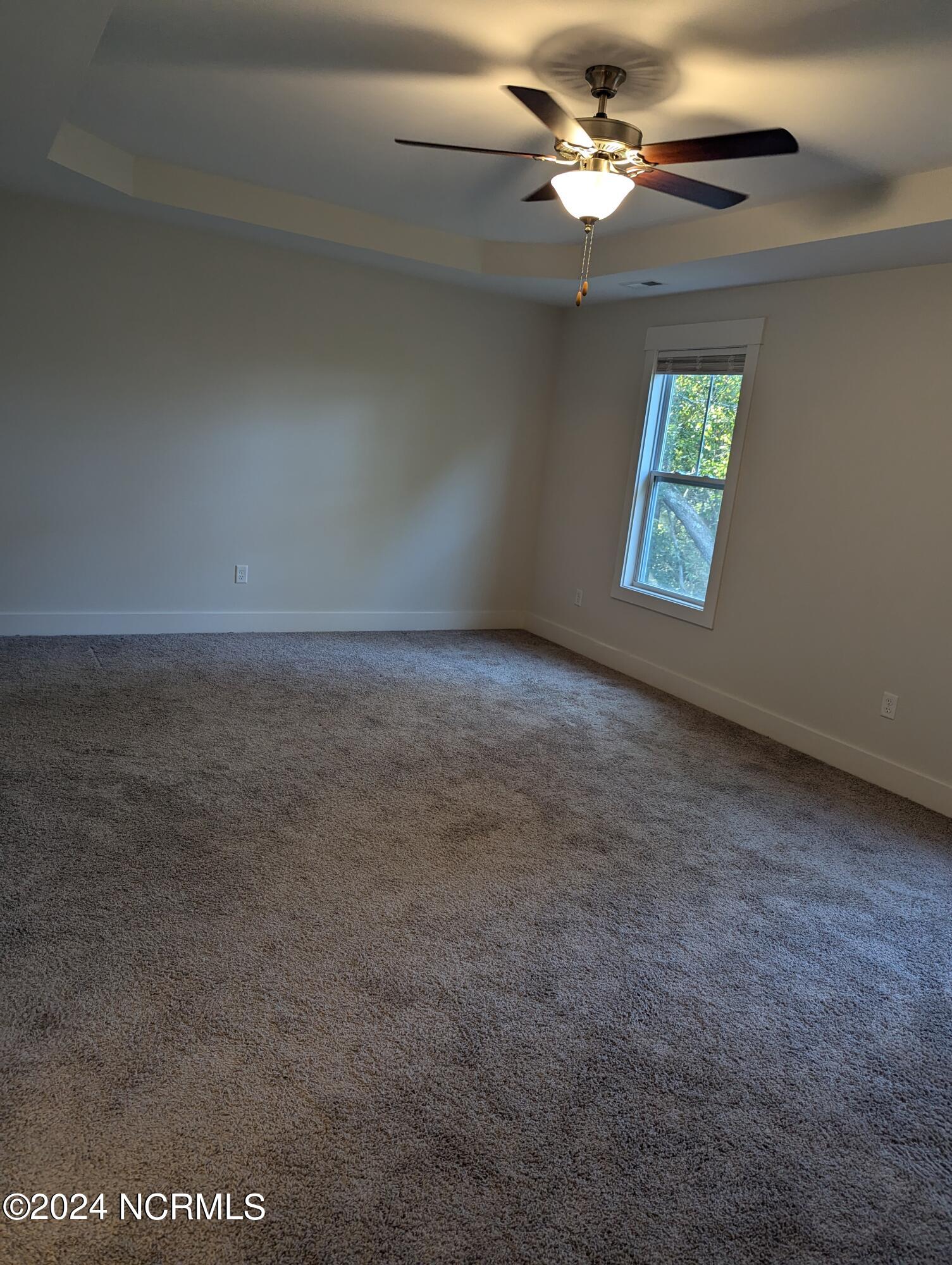 100542751 | Photo 16