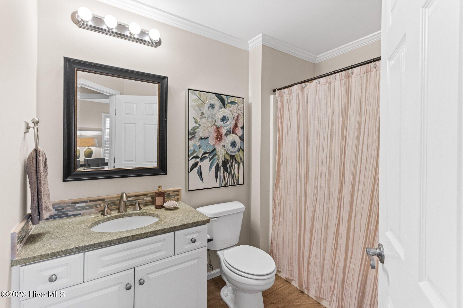 100557697 | Photo 14