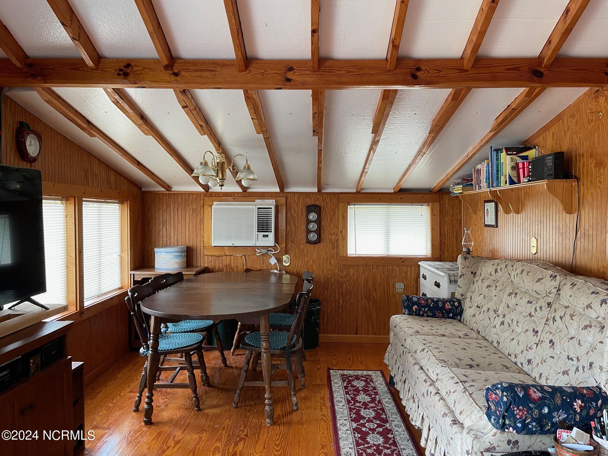 2604 Cedar Island Road,Cedar Island