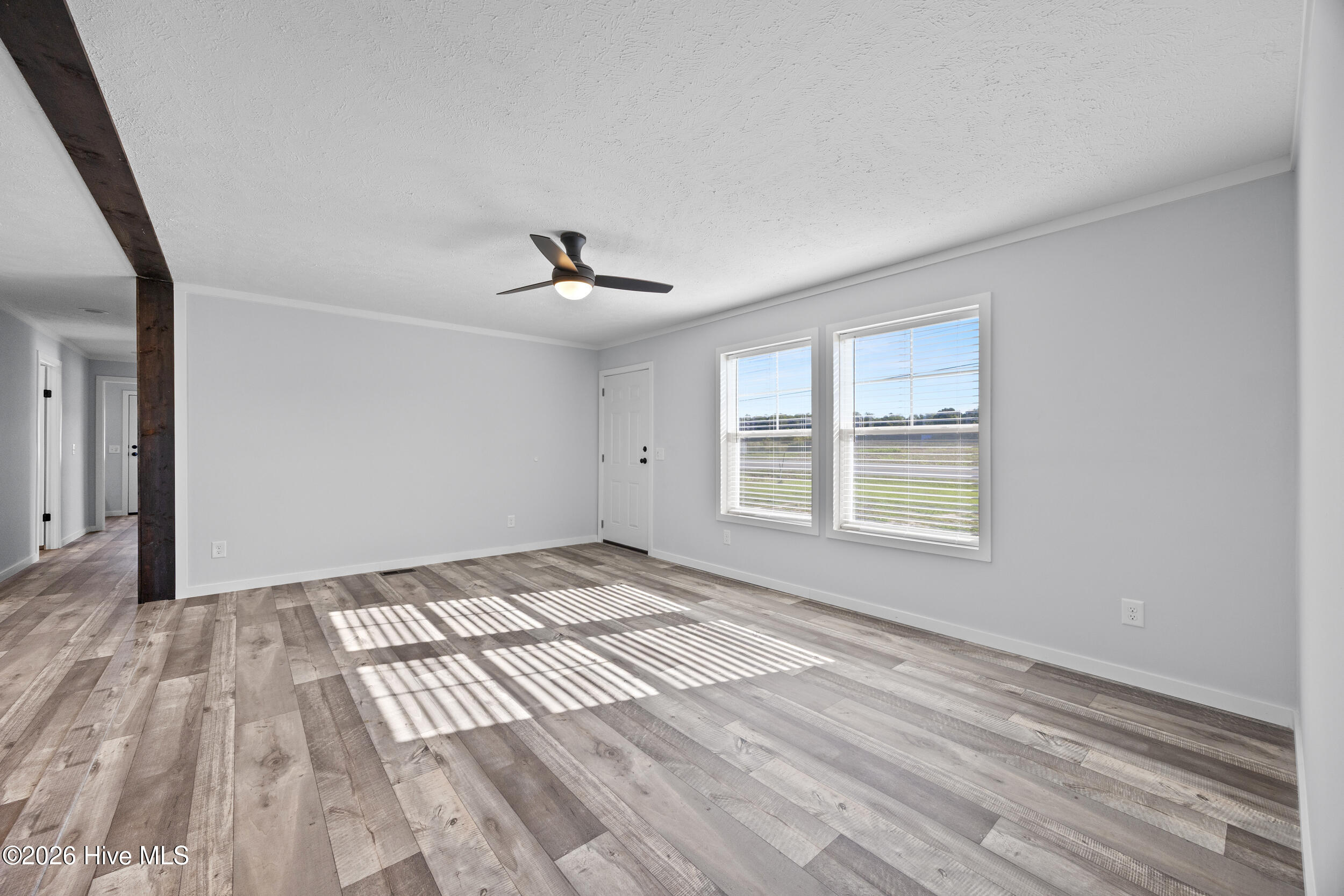 10_living room